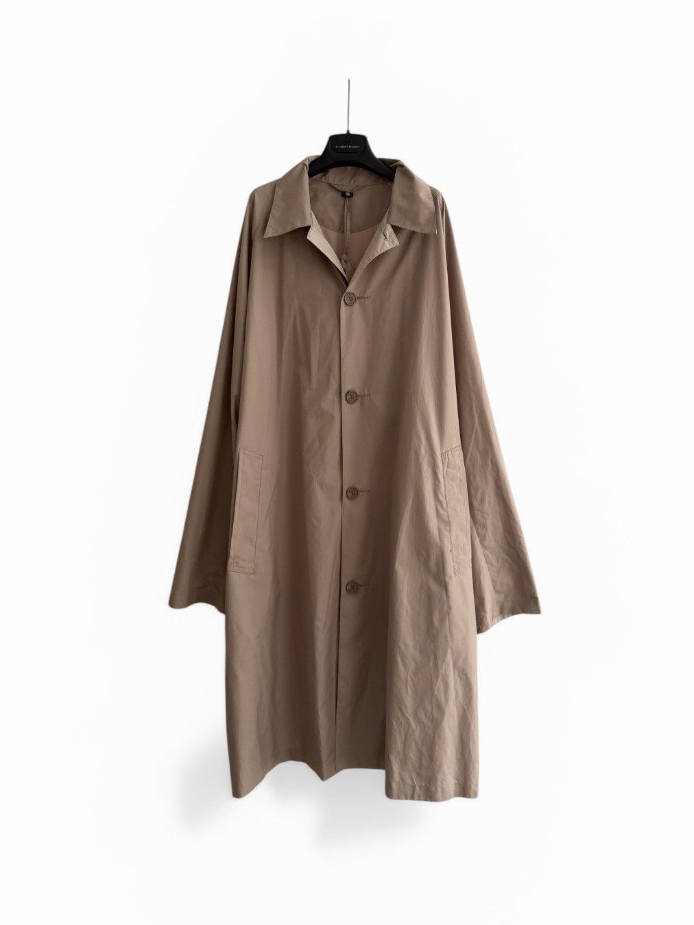 JW Anderson × Uniqlo JW Anderson Uniqlo Ovesized Cloaks Coat Size US M / EU 48-50 / 2 - 1 Thumbnail