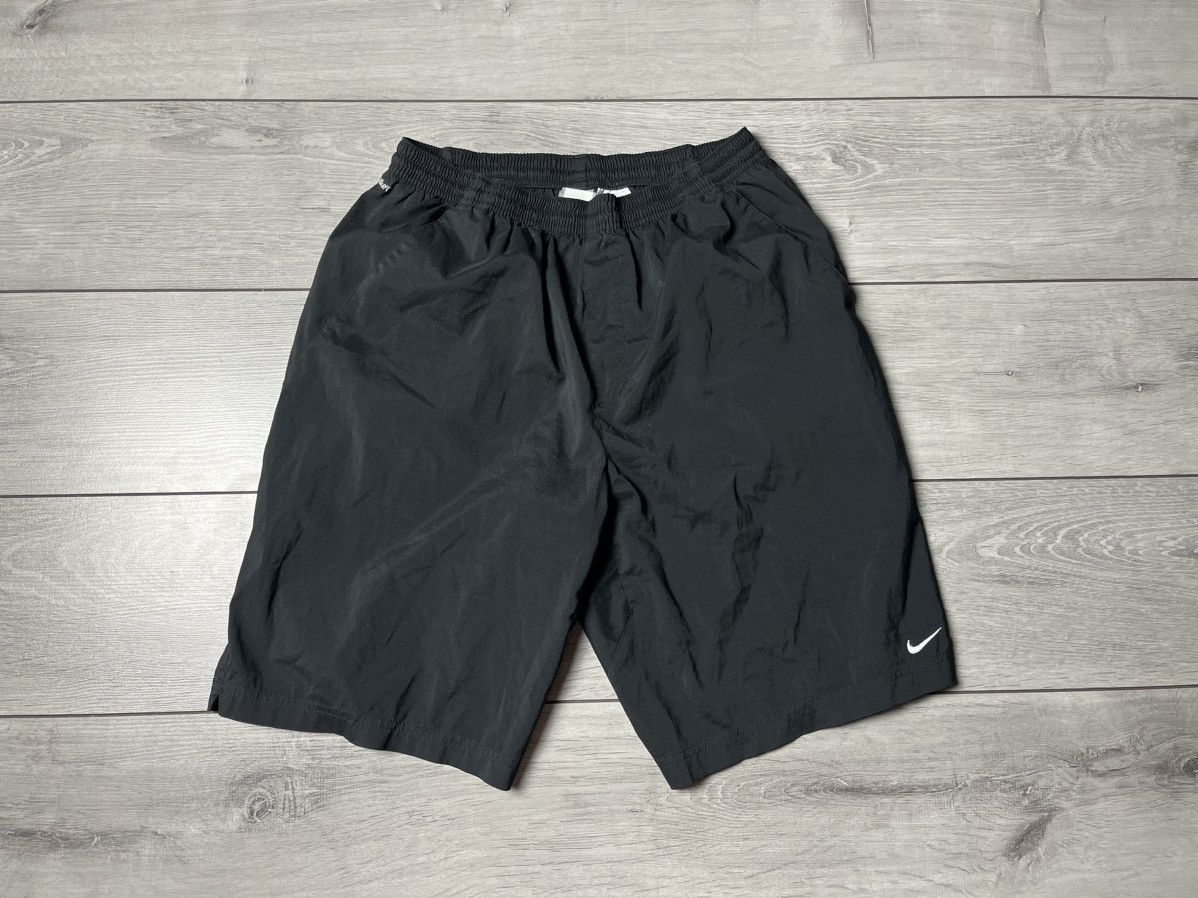 Nike Nike shorts y2k long vintage size Large Size US 34 / EU 50 - 1 Thumbnail