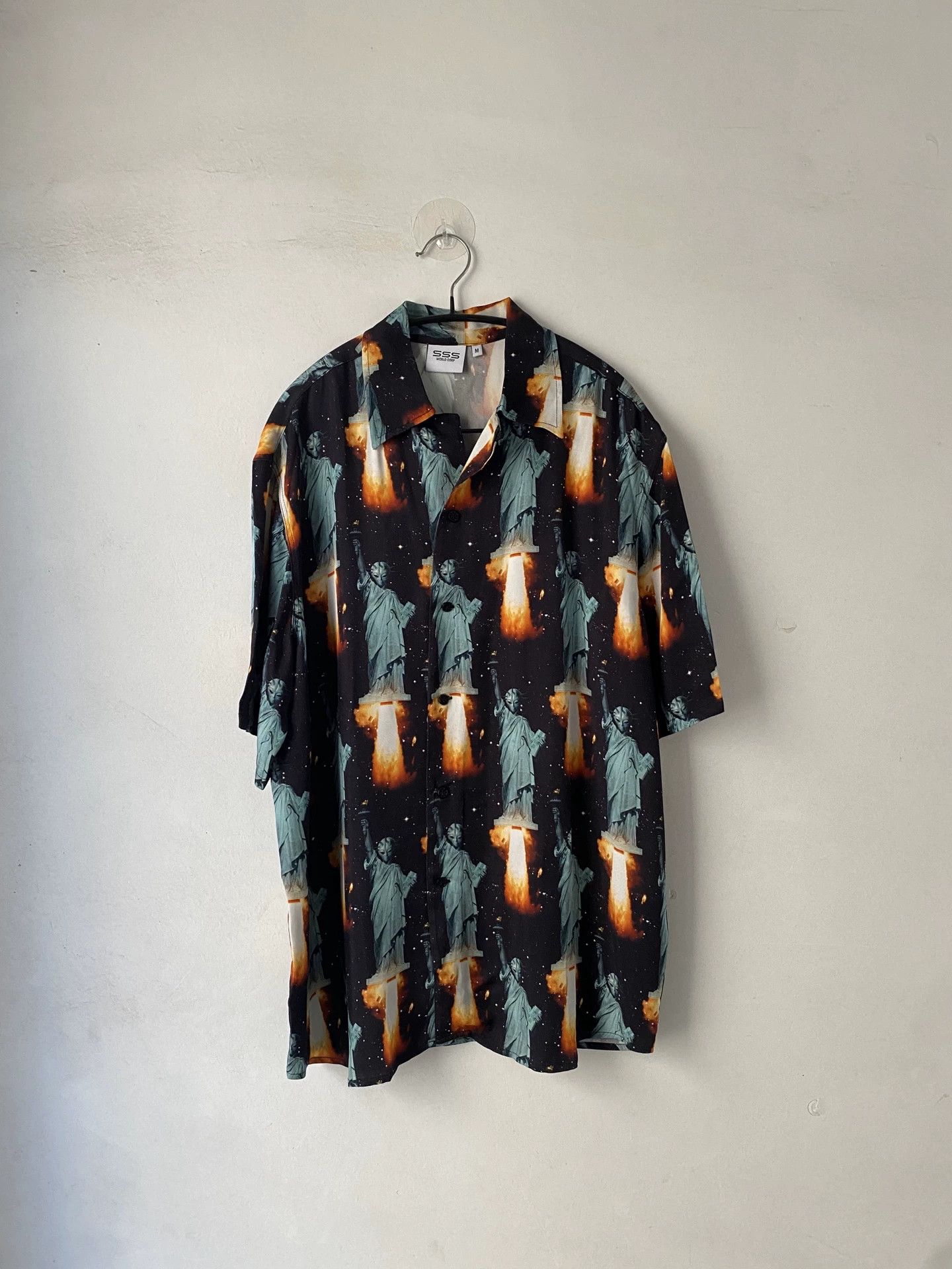 SSS World Corp SSS WORLD CORP. Alien Hawaiian Shirt M Silky wacko maria Size US M / EU 48-50 / 2 - 1 Thumbnail