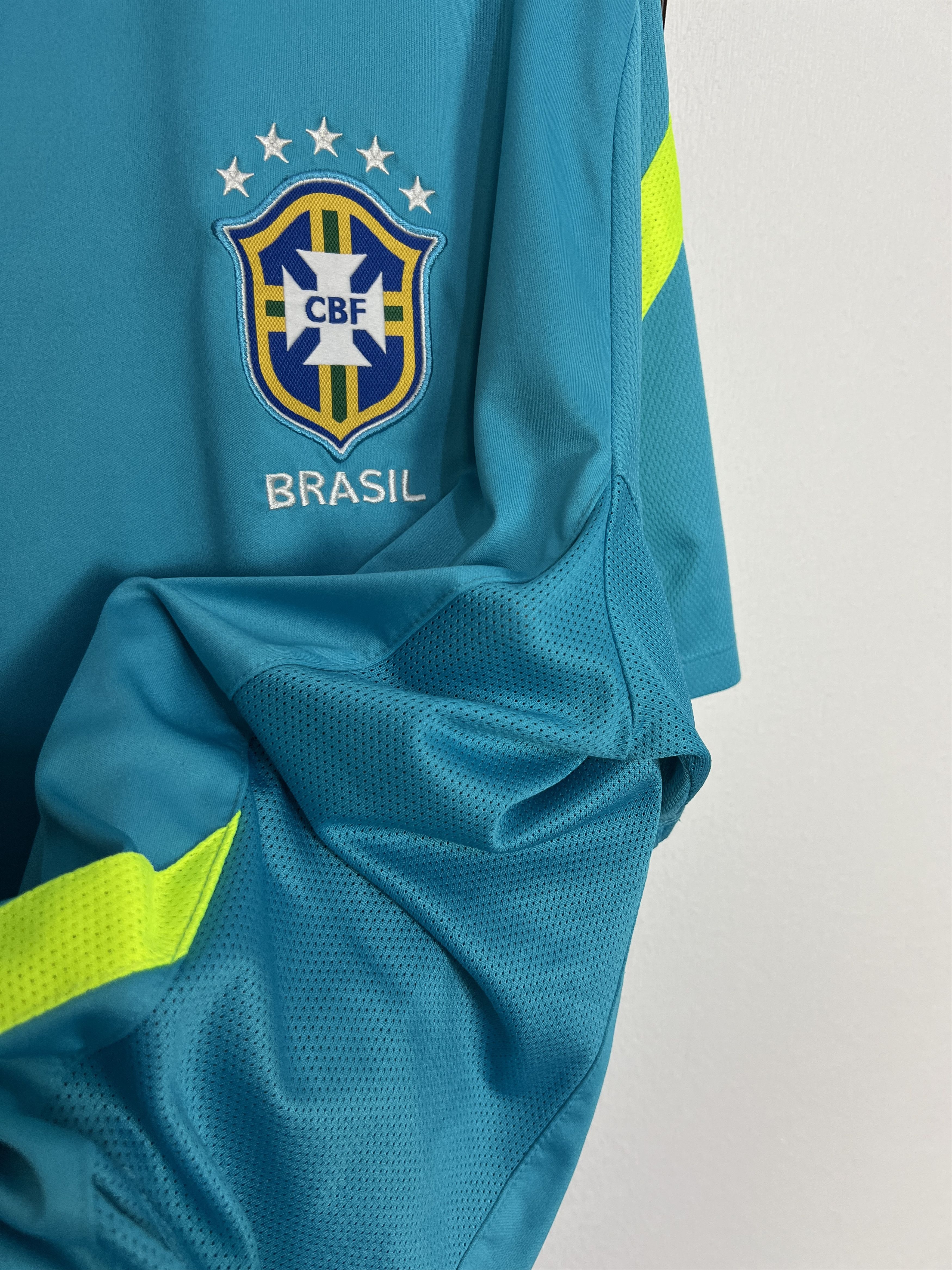 Nike Vintage Brazil Football Shirt Soccer Train Jersey Trikot Size US XL / EU 56 / 4 - 4 Thumbnail