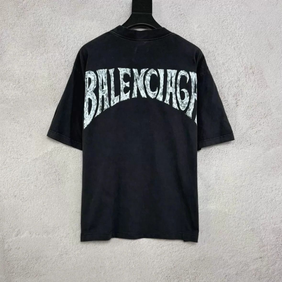 Balenciaga BLCG Coco Tree Graffiti Logo Print Tee Dark Gray M Size M / US 6-8 / IT 42-44 - 2 Thumbnail