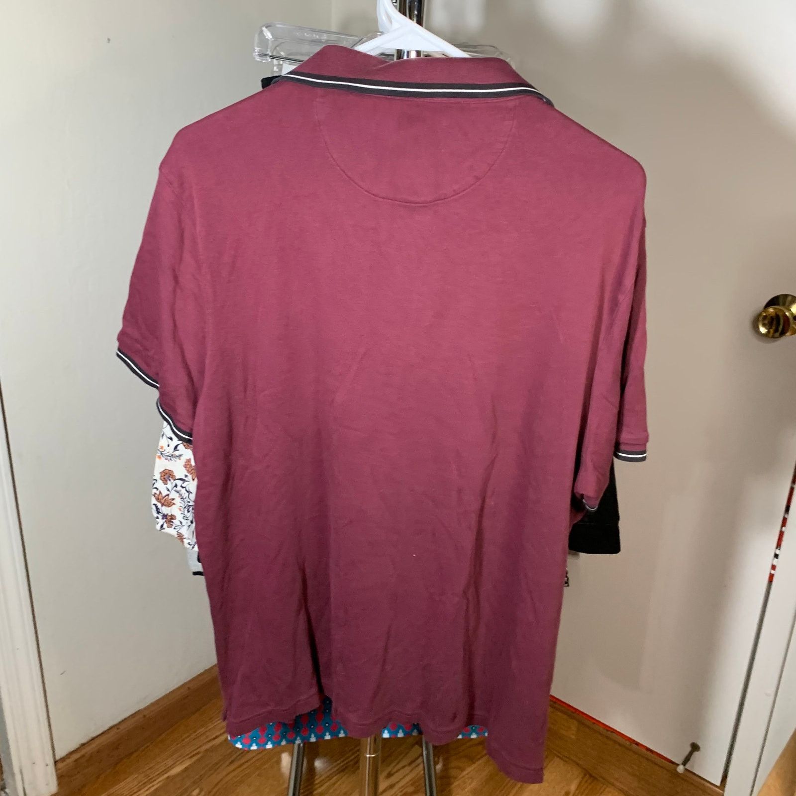 Michael Kors Michael Kors Men's Red Short Sleeve Shrits Size L Size US L / EU 52-54 / 3 - 2 Thumbnail