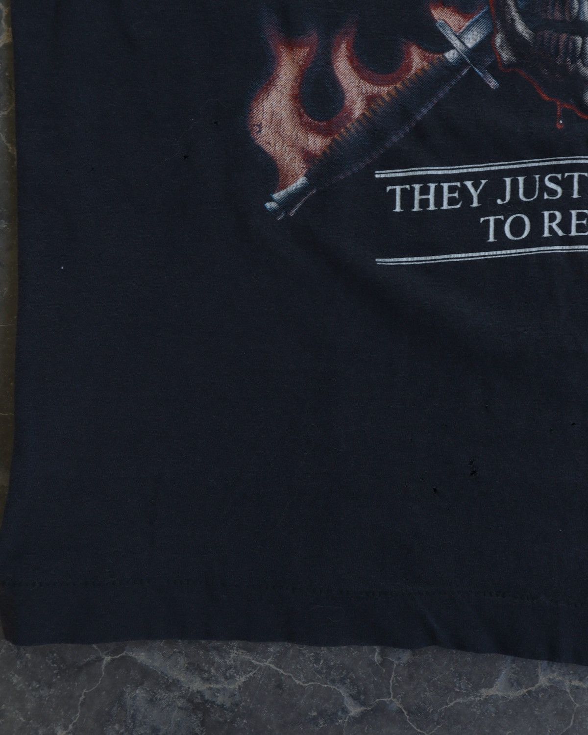 Vintage Vintage Mercenaries Never Die Screen Stars 3D Emblem Tee Size US XL / EU 56 / 4 - 4 Thumbnail