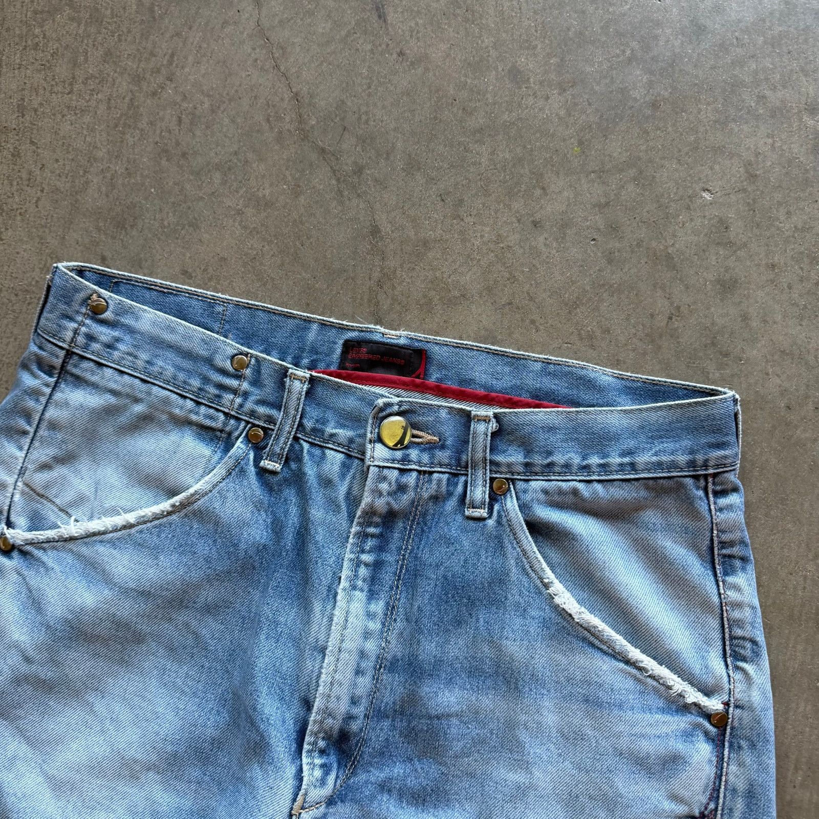 Levi's Vintage Levi’s Engineered Jeans 32x28 Light Wash Twisted Leg Size US 34 / EU 50 - 4 Thumbnail