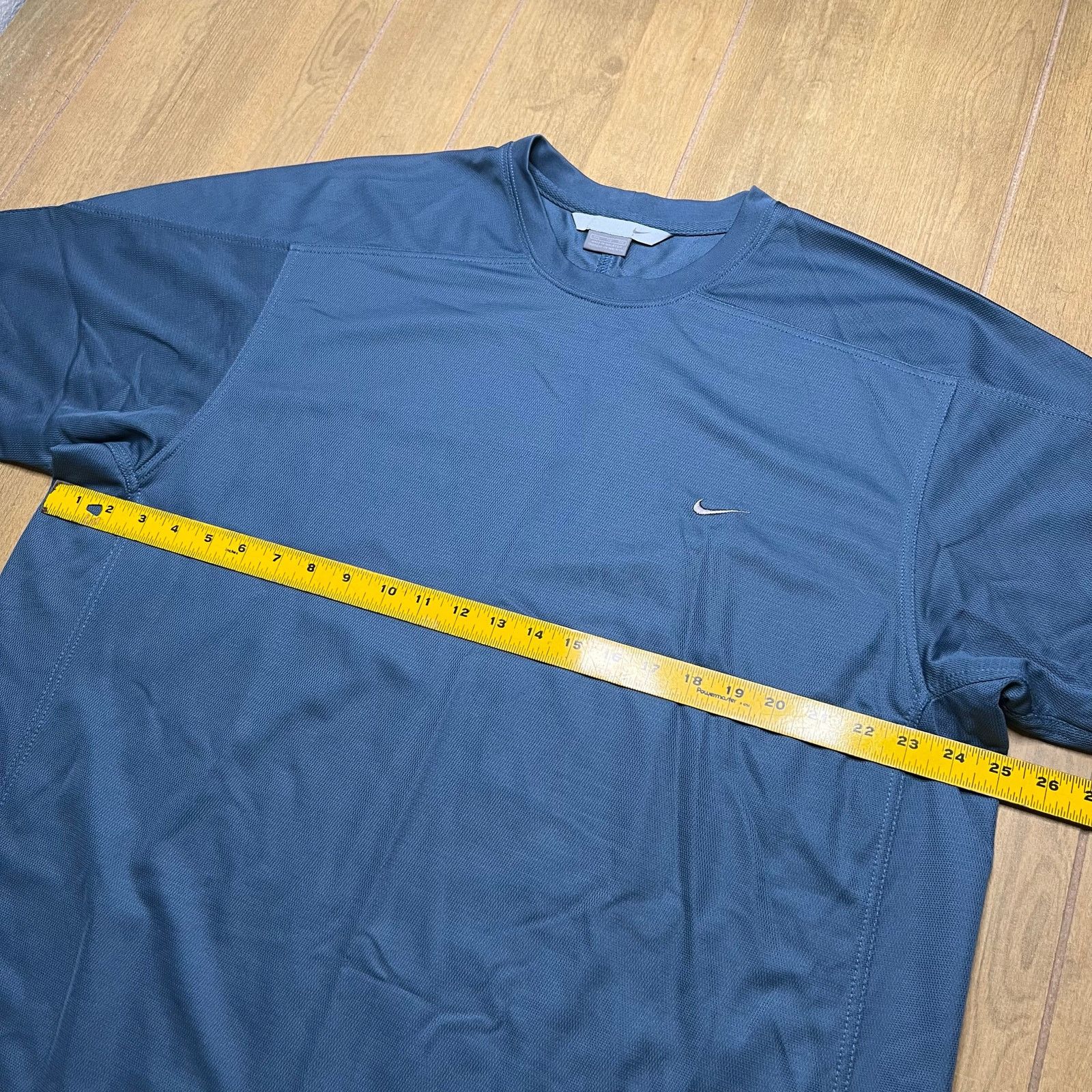 Nike Vintage Nike Swoosh T Shirt Men Sz XXL Blue Y2K Mesh Size US XXL / EU 58 / 5 - 5 Thumbnail
