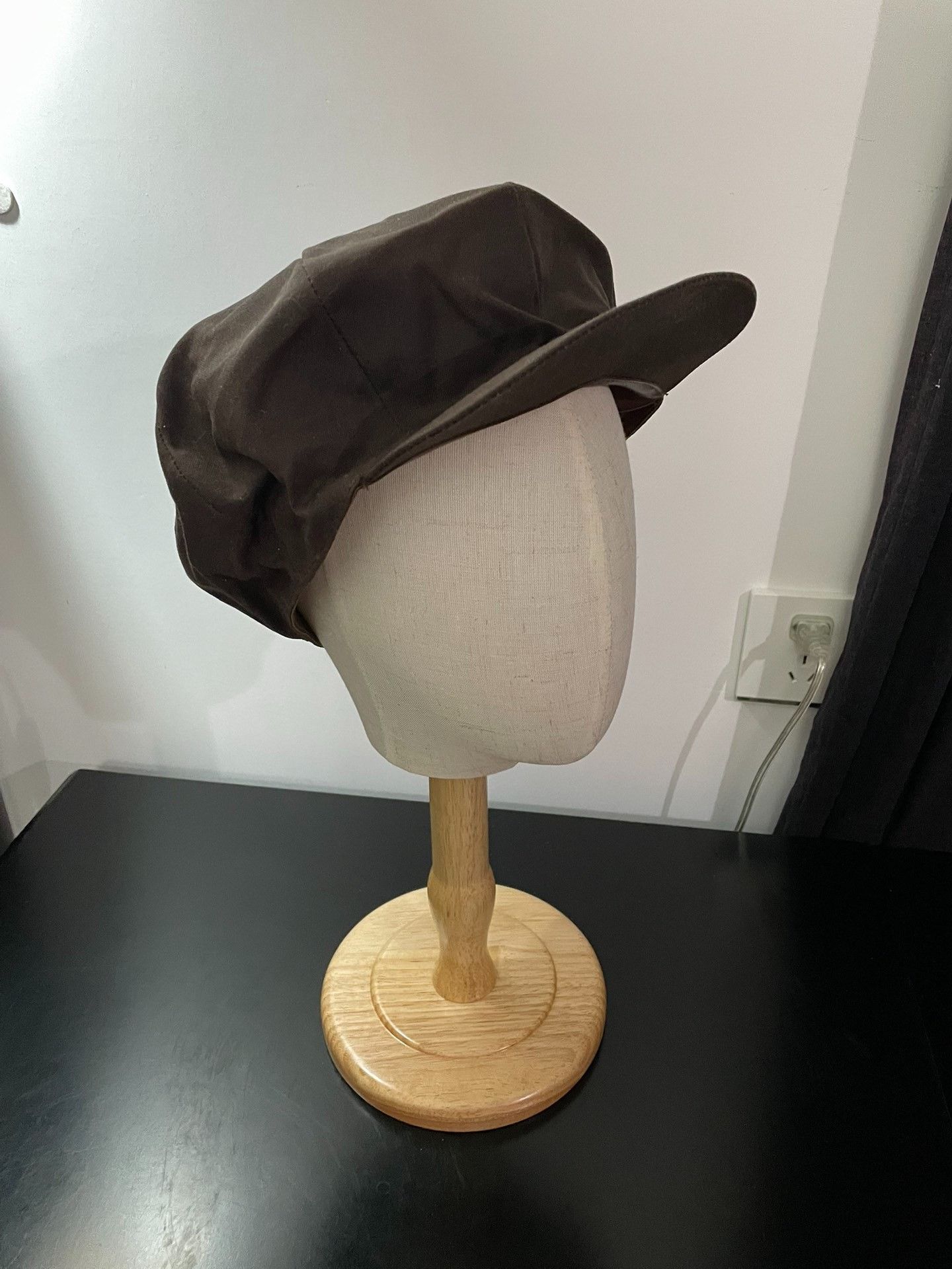 At Last & Co AT LAST & CO Waxed Newsboy Cap Size ONE SIZE - 1 Thumbnail