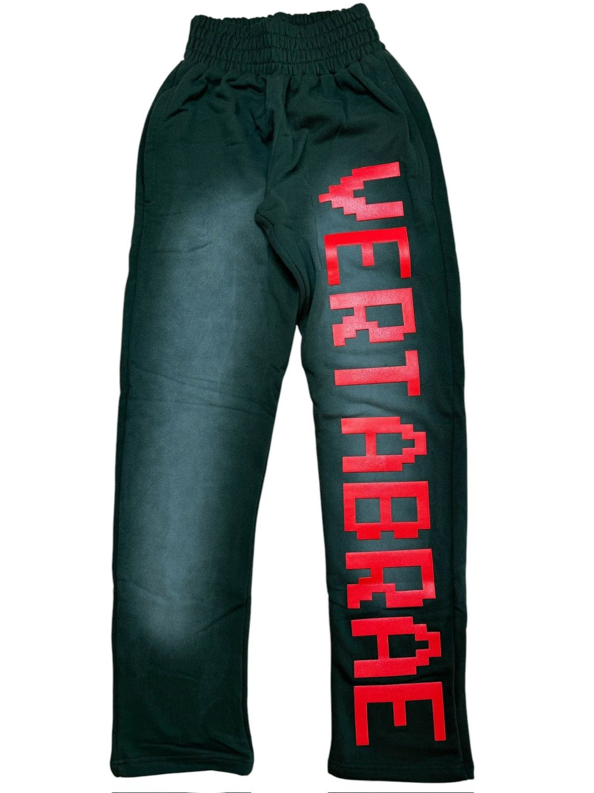 Vertabrae Vertabrae green/red sweatpants SIZE MEDIUM Size US 31 - 1 Thumbnail