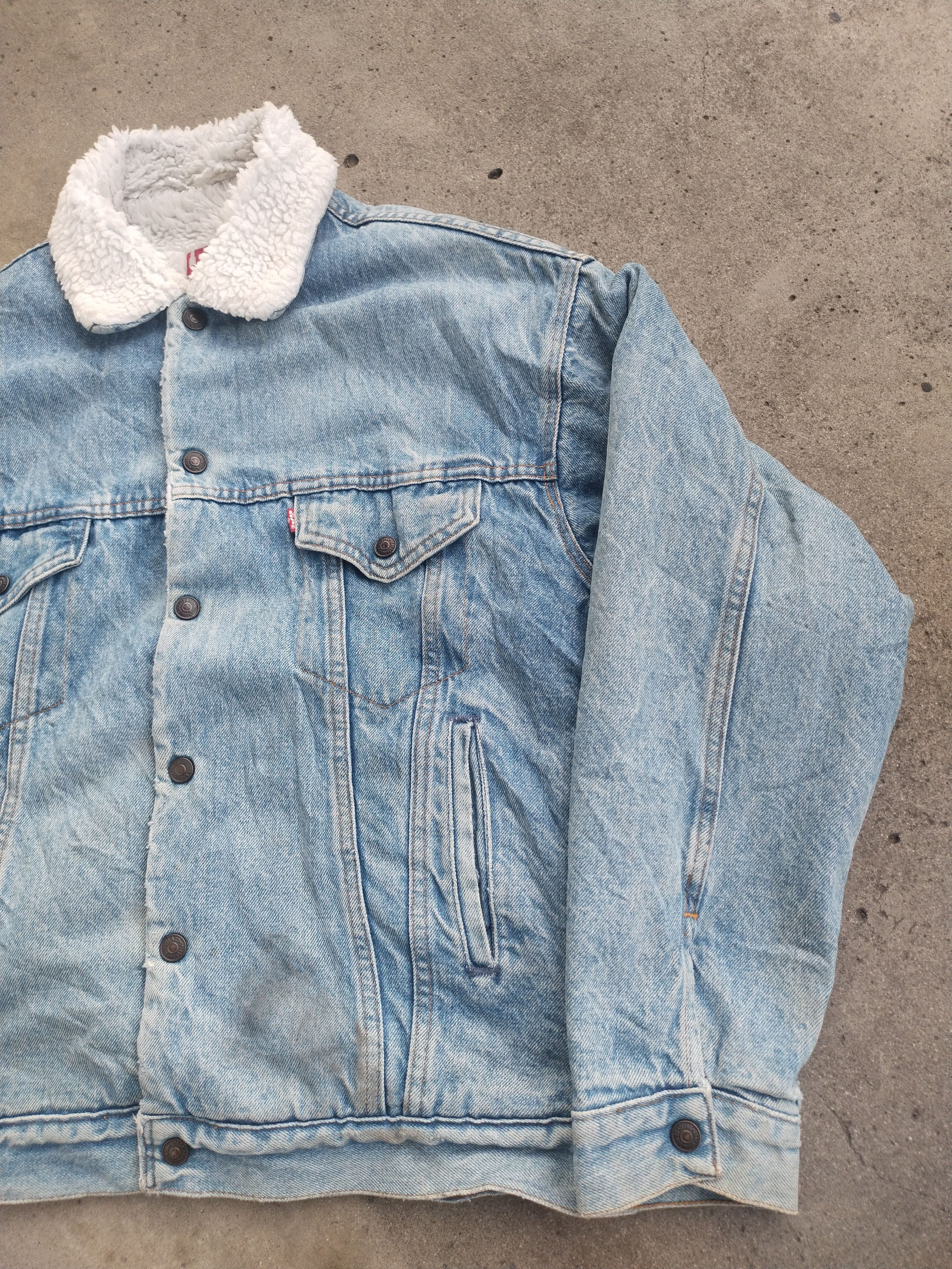 Levi's Vintage Clothing Vintage Levi's Sherpa Lined Denim Trucker Jacket Size US M / EU 48-50 / 2 - 3 Thumbnail