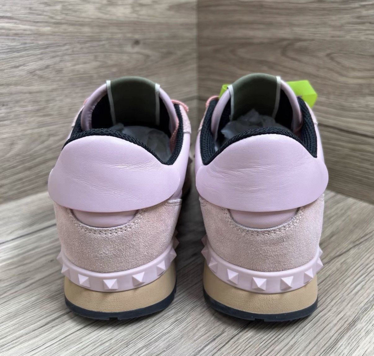 Valentino Valentino Pink Studded Sneakers J41 Size US 8 / IT 38 - 4 Thumbnail