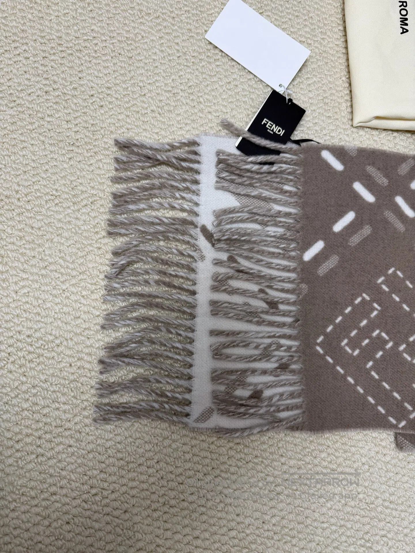 Fendi Fendi Selleria Macro Check Wool Fringe Scarf. Size ONE SIZE - 5 Thumbnail
