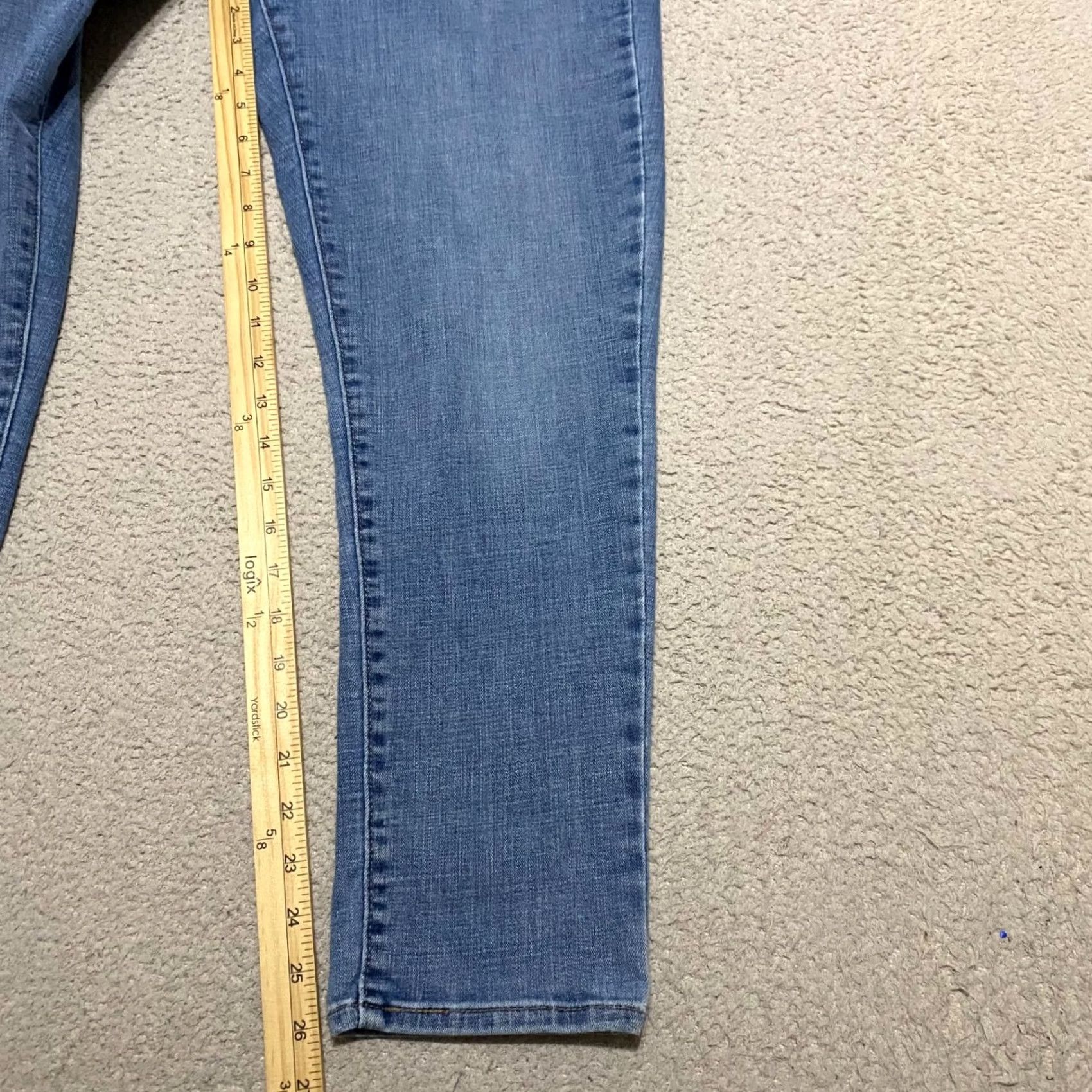 Levi's Levi's Jeans Blue Denim Medium Wash High Rise Cropped 31 Adult Women, 5-Pocket, Regular Fit, Cotton Spandex, Vintage: No Size 24" / US 00 / IT 34 - 6 Thumbnail