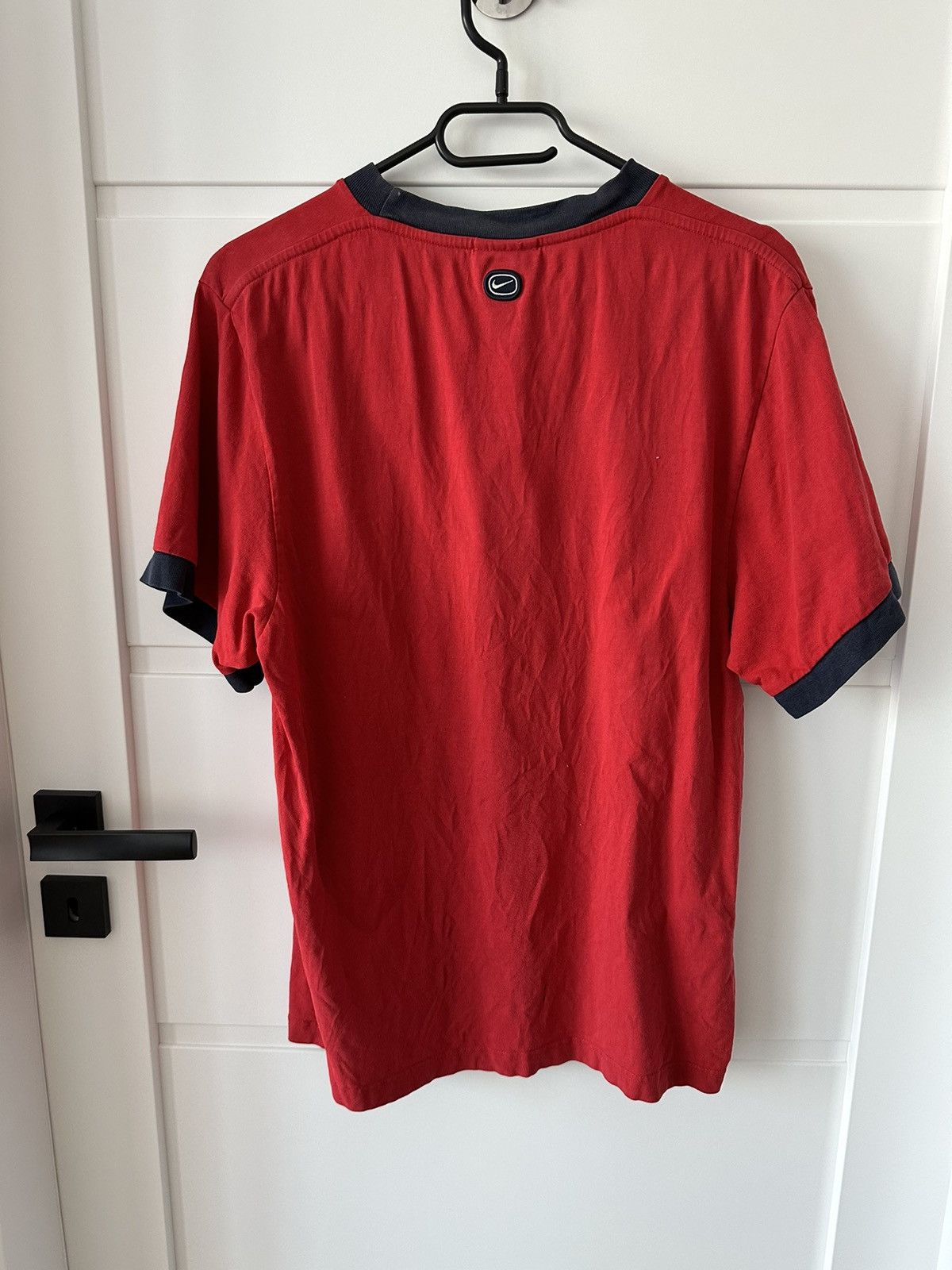 Nike 90’s NIKE vintage faded red t shirt big logo Size US M / EU 48-50 / 2 - 8 Thumbnail