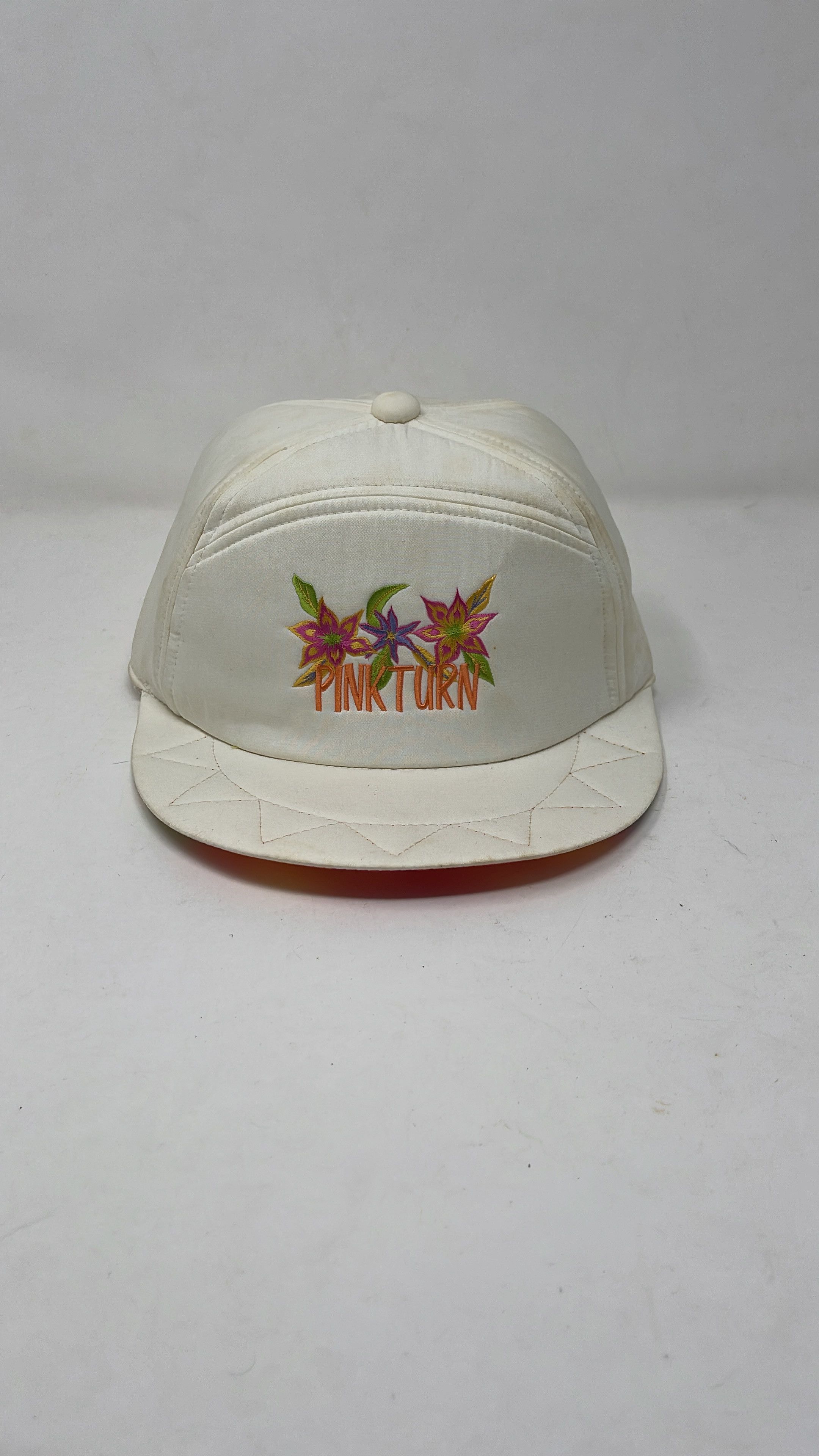 Japanese Brand Vintage Pink Turn Ski Cap With Ear Flap Size ONE SIZE - 1 Thumbnail