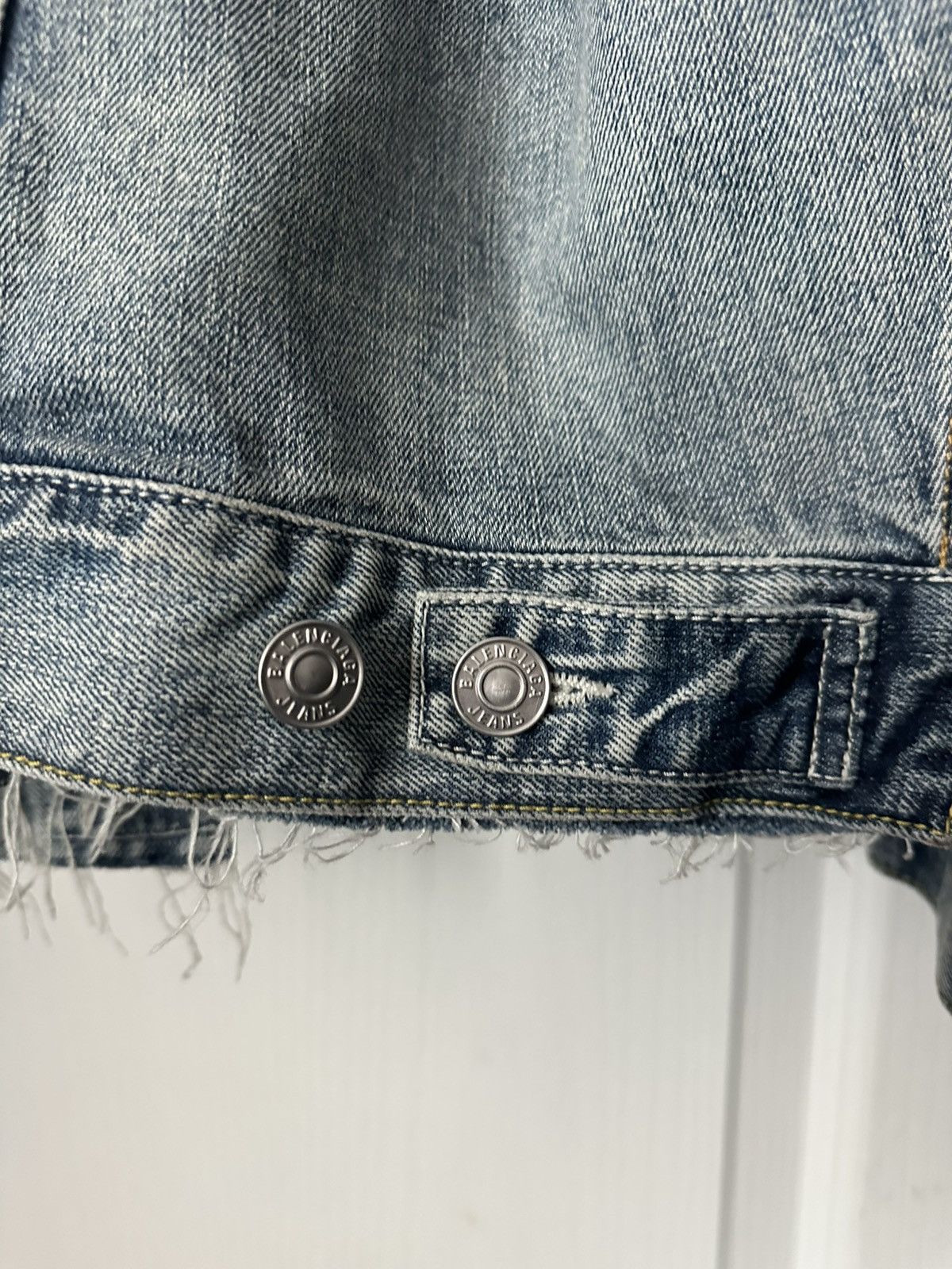 Balenciaga BALENCIAGA SS 2022 RECONSTRUCTED LAYERED DENIM JACKET Size US L / EU 52-54 / 3 - 13 Thumbnail