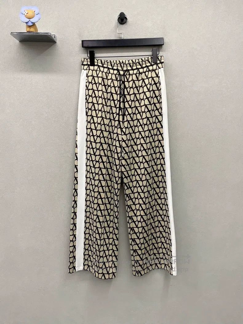 Valentino Valentino FW23 Letter Full Print Set Size S / US 4 / IT 40 - 4 Thumbnail
