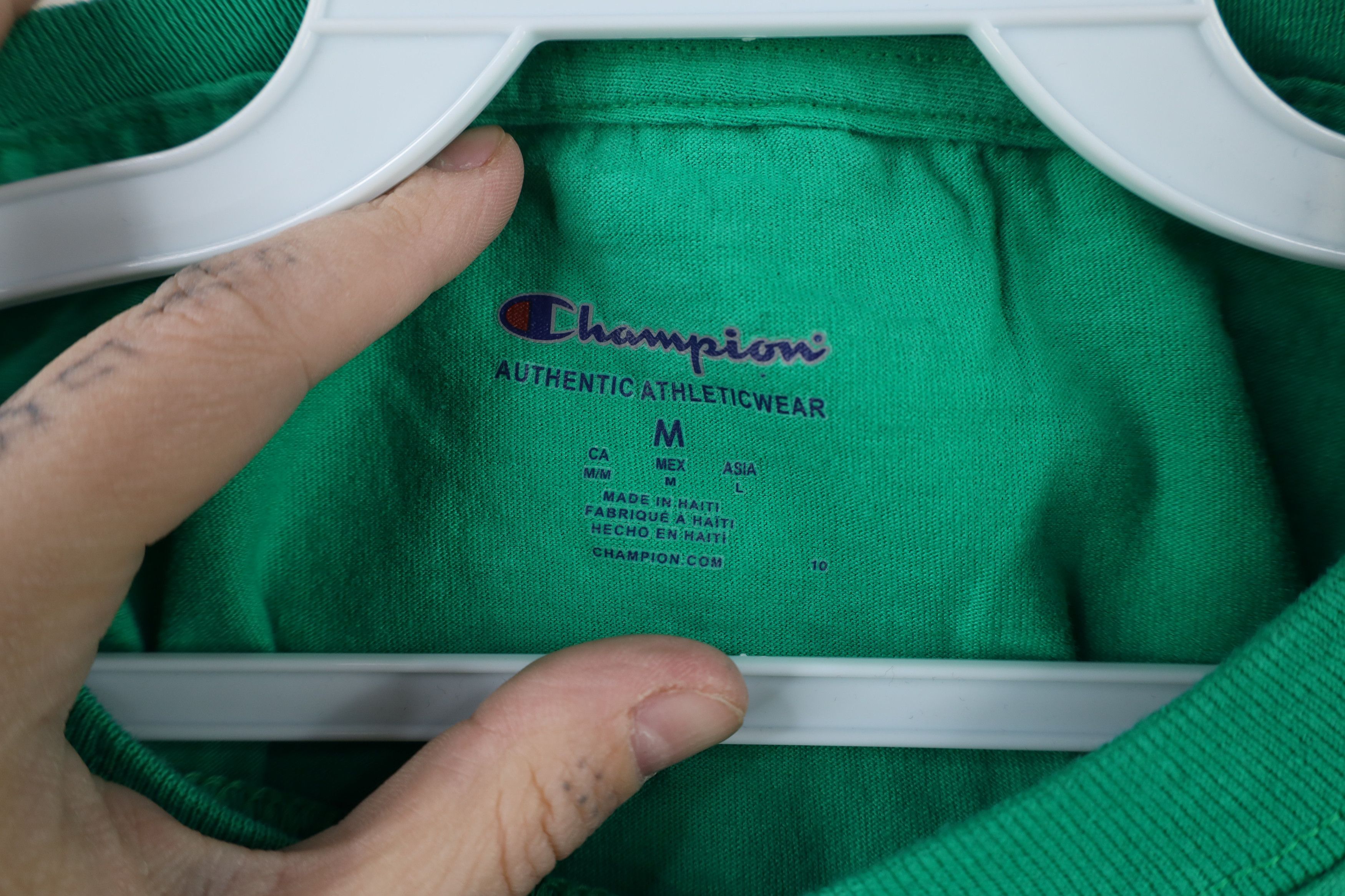 Champion × Vintage Vintage Champion Spell Out Shark Key West Florida T-Shirt Size US M / EU 48-50 / 2 - 8 Thumbnail
