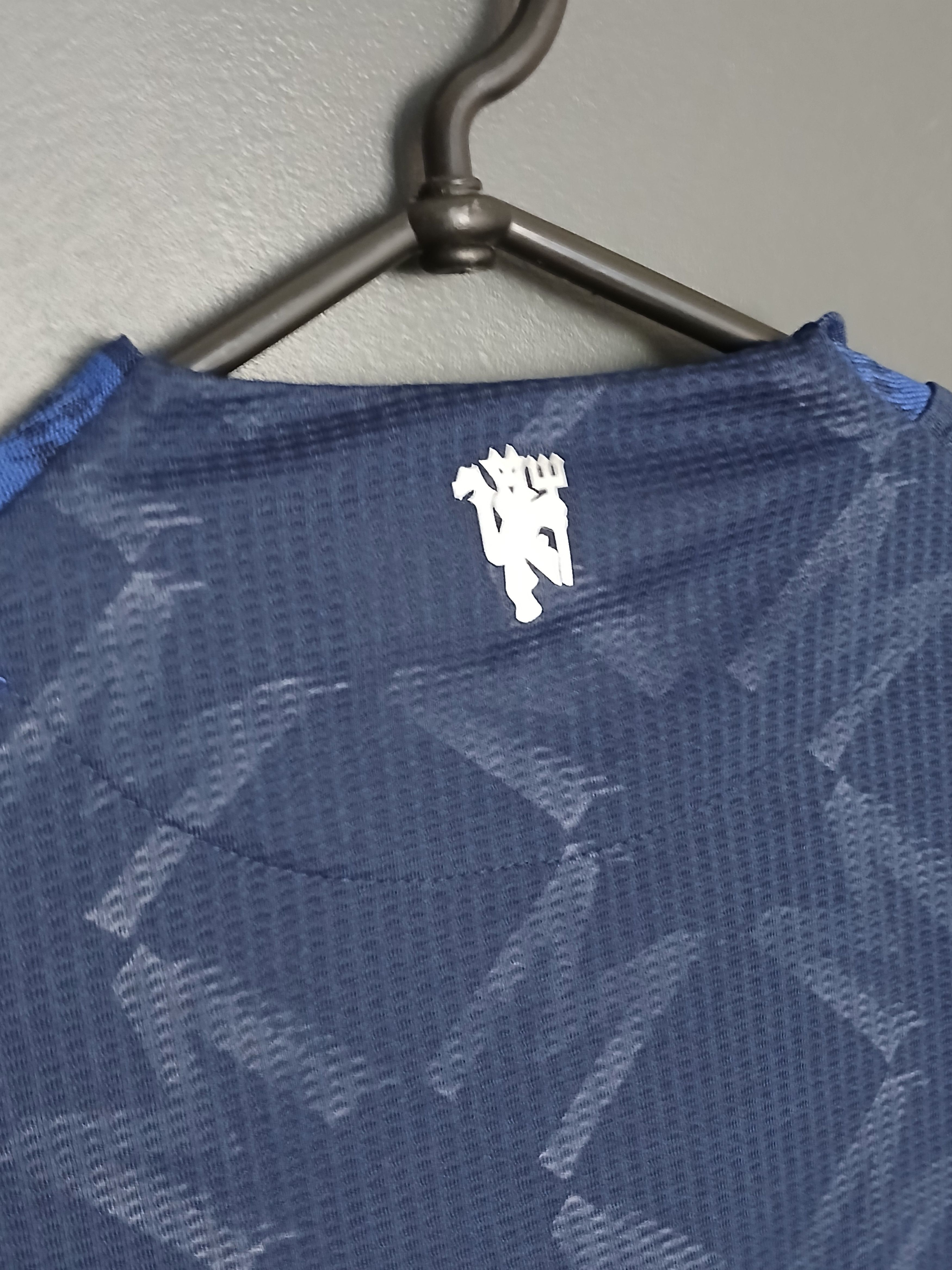 Other Manchester United 24/25 Away Football Jersey T-Shirt Size US M / EU 48-50 / 2 - 4 Thumbnail