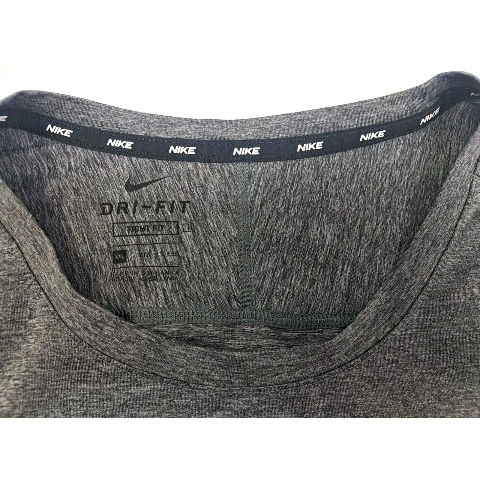Nike Nike Dri-FIT Tight Fit Long Sleeve Training Shirt 2XL Blk/Grey Mens Crew Neck Pullover Moisture Wicking Lightweight Size US XXL / EU 58 / 5 - 3 Thumbnail