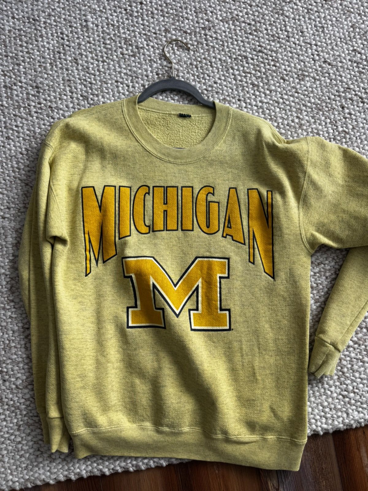 Vintage Vintage Dyed Maize Michigan Crew Neck Size US L / EU 52-54 / 3 - 1 Thumbnail