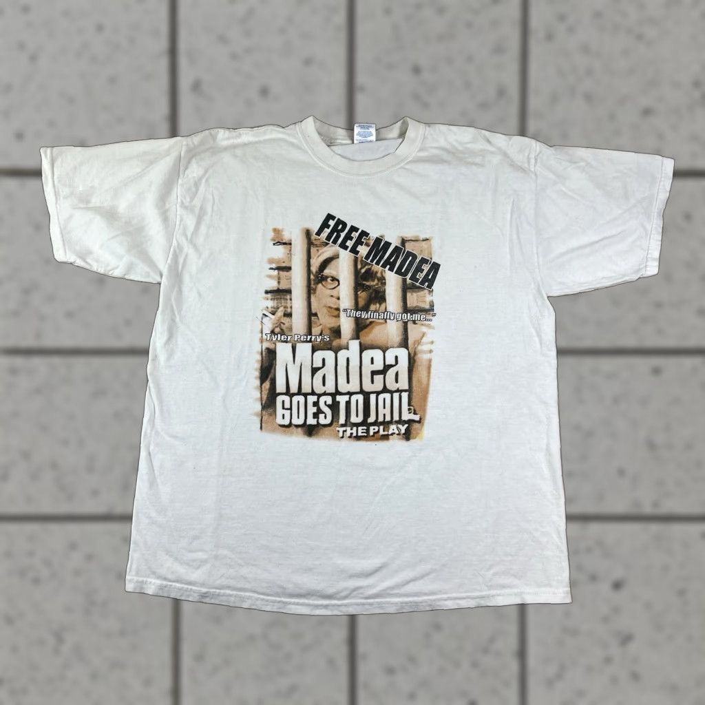Gildan VINTAGE Tyler Perry Madea Goes To Jail Movie Promo T Shirt White XL Mens Short Sleeve Crew Neck Gildan Graphic Print Double-Sided Size US XL / EU 56 / 4 - 1 Thumbnail