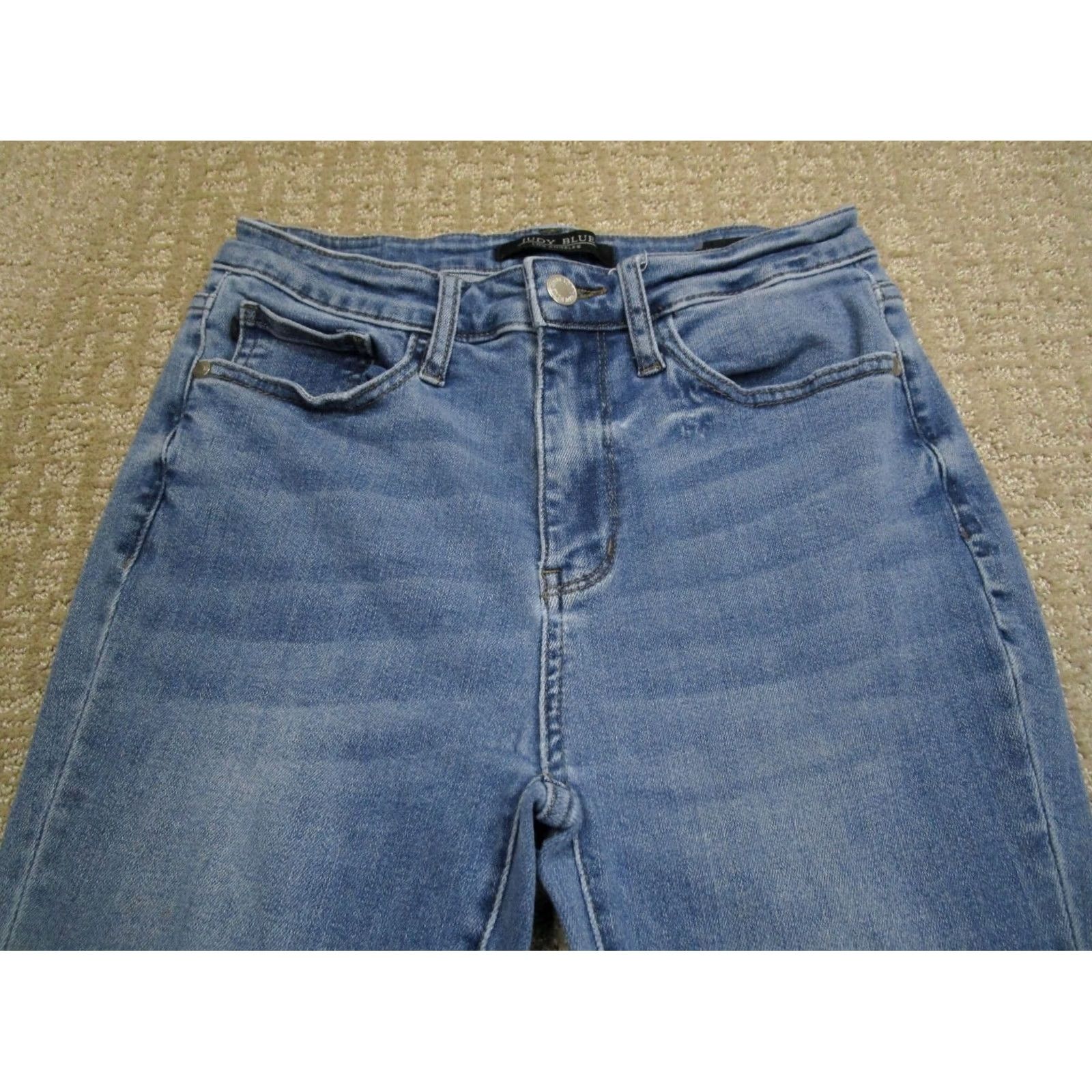 Denime Judy Blue Capris Women Blue Skinny Fit High Rise Light Wash Denim 28 Capris Jeans Logo 5-Pocket Womens Size 28" / US 6 / IT 42 - 2 Thumbnail