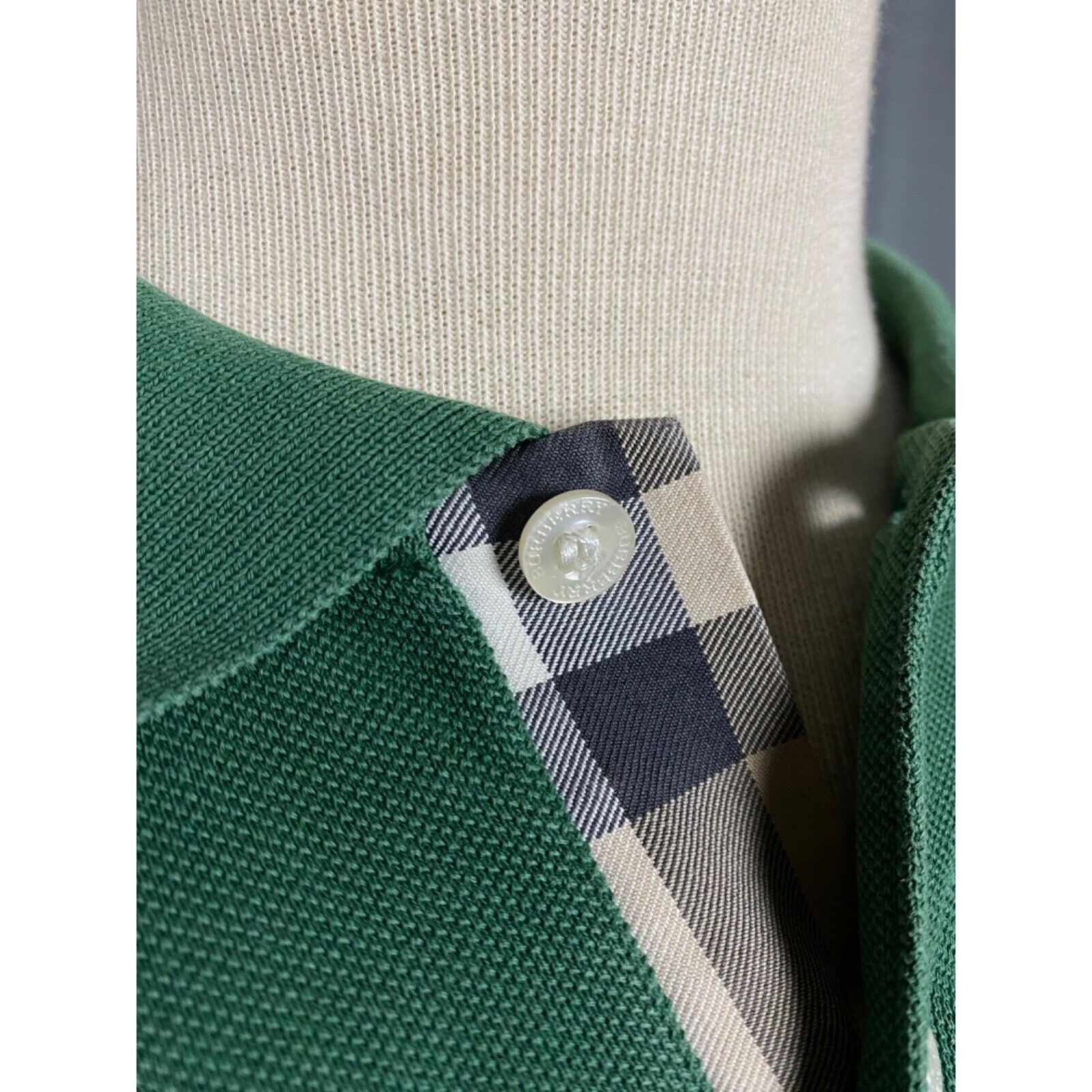 Burberry Burberry Small Logo Nova Check Men's Distressed Green Polo T Size US S / EU 44-46 / 1 - 9 Thumbnail