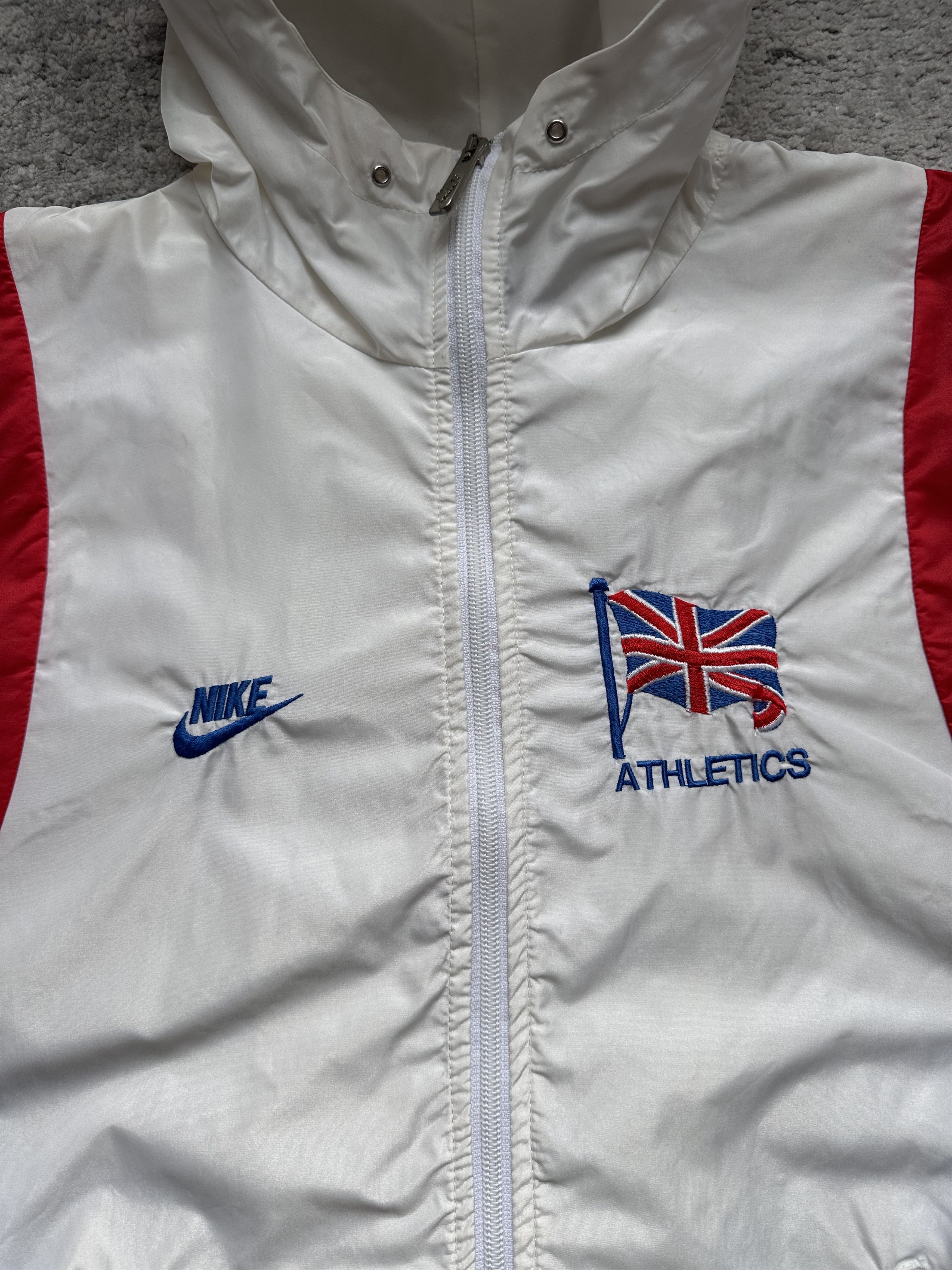 Nike Nike United Kingdom British Athletics sport suit Size US L / EU 52-54 / 3 - 6 Thumbnail
