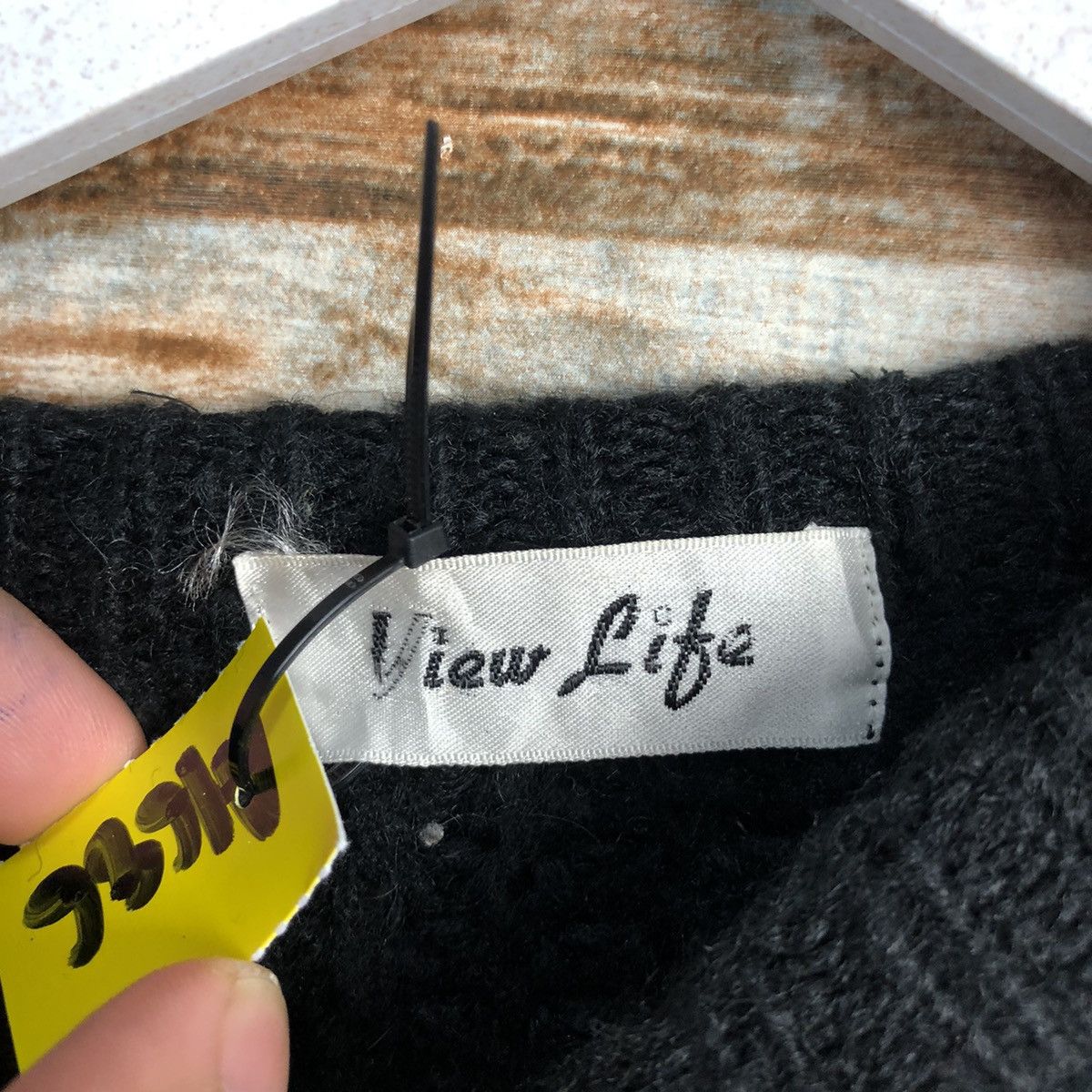 Aran Isles Knitwear View Life Black Patterned Cardigan knitwear #A1686 Size XL / US 12-14 / IT 48-50 - 9 Thumbnail
