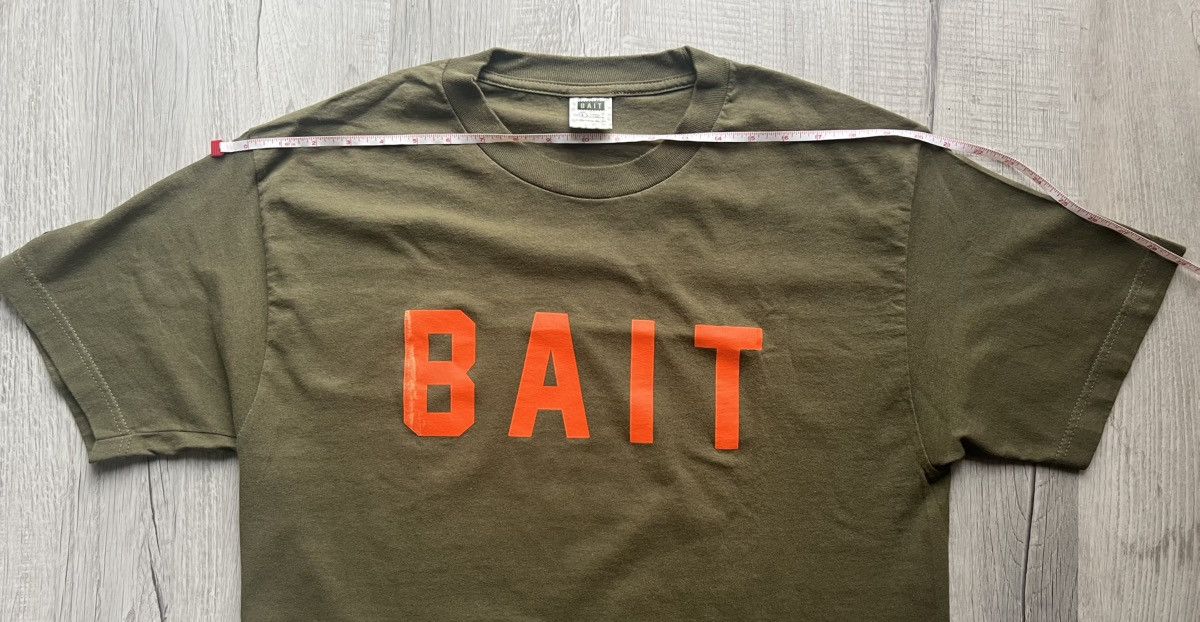 Bait Bait Olive Green Logo Tee Size US L / EU 52-54 / 3 - 2 Thumbnail