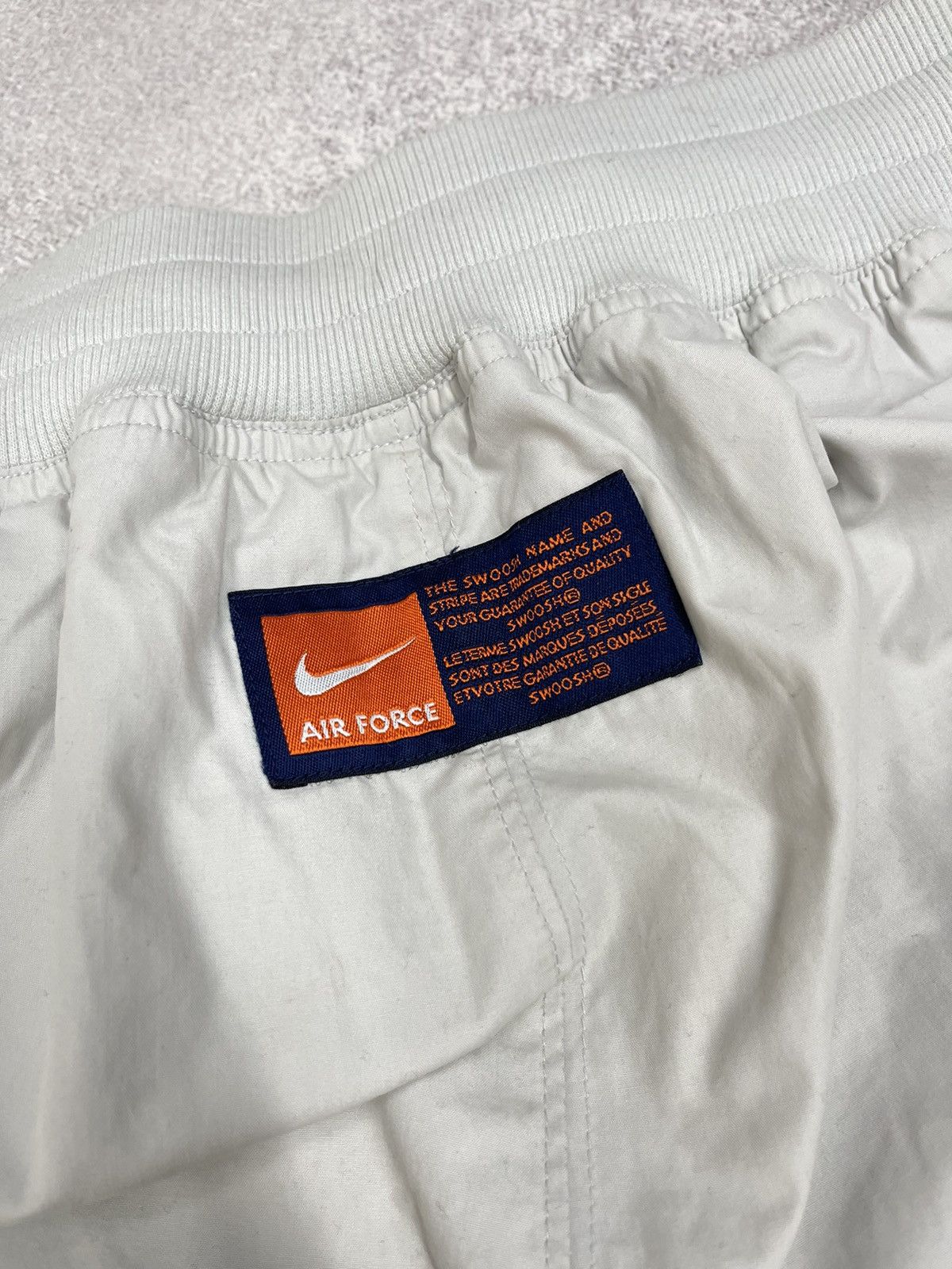 Vintage Vintage Nike Air Force Sweatpants Grey Swoosh Y2K Drill ACG Size US 36 / EU 52 - 13 Thumbnail