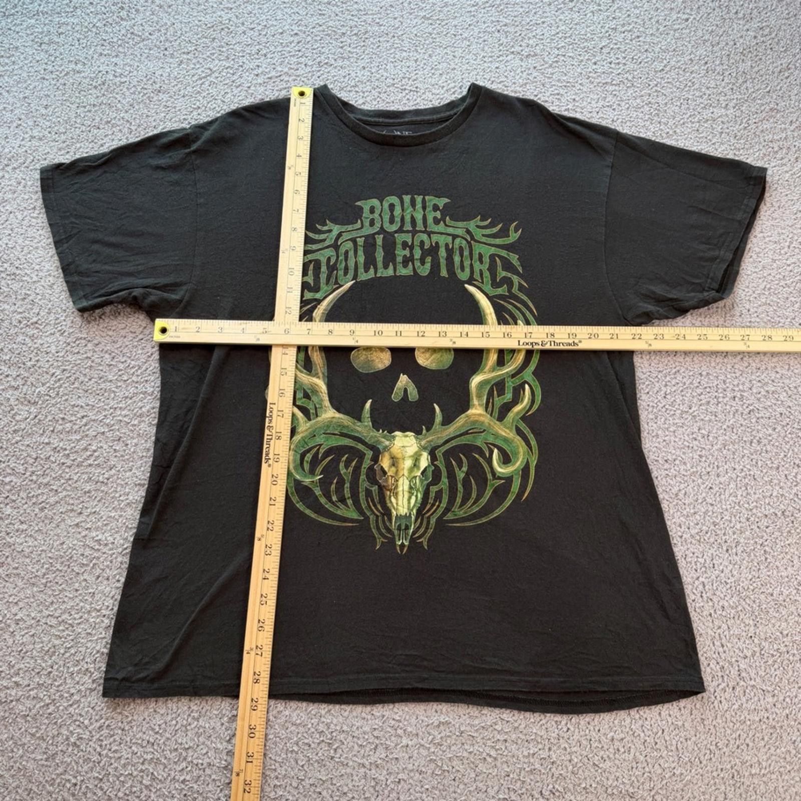 Other Bone Collector Mens XL Graphic T-Shirt Green Deer Skull Size US XL / EU 56 / 4 - 2 Thumbnail