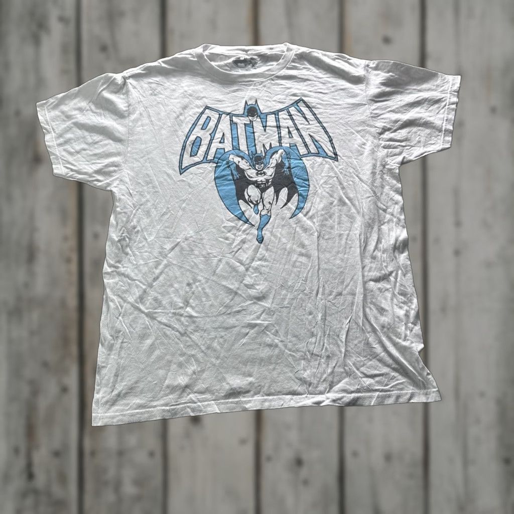 Logo 7 Batman Shirt Mens Large White DC Comics Superhero Graphic Logo Tee Tagless"} Size US L / EU 52-54 / 3 - 1 Thumbnail