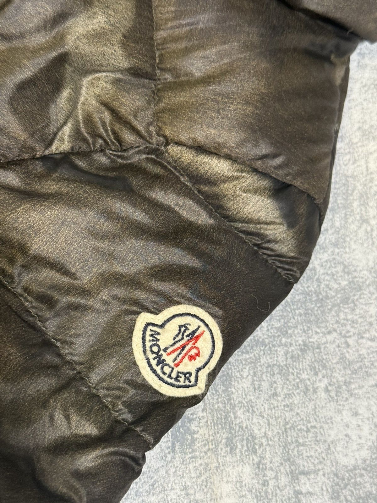 Moncler Moncler Torcy Giubotto Down Jacket Camouflage Black Size S / US 4 / IT 40 - 3 Thumbnail