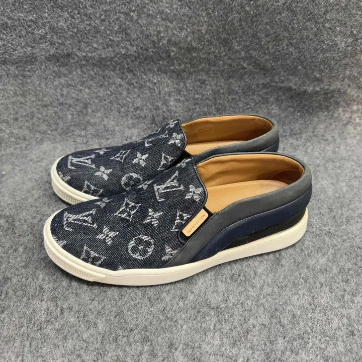 Louis Vuitton Louis Vuitton Slip-On Casual Shoes for Women 0079 Size US 6 / IT 36 - 1 Thumbnail