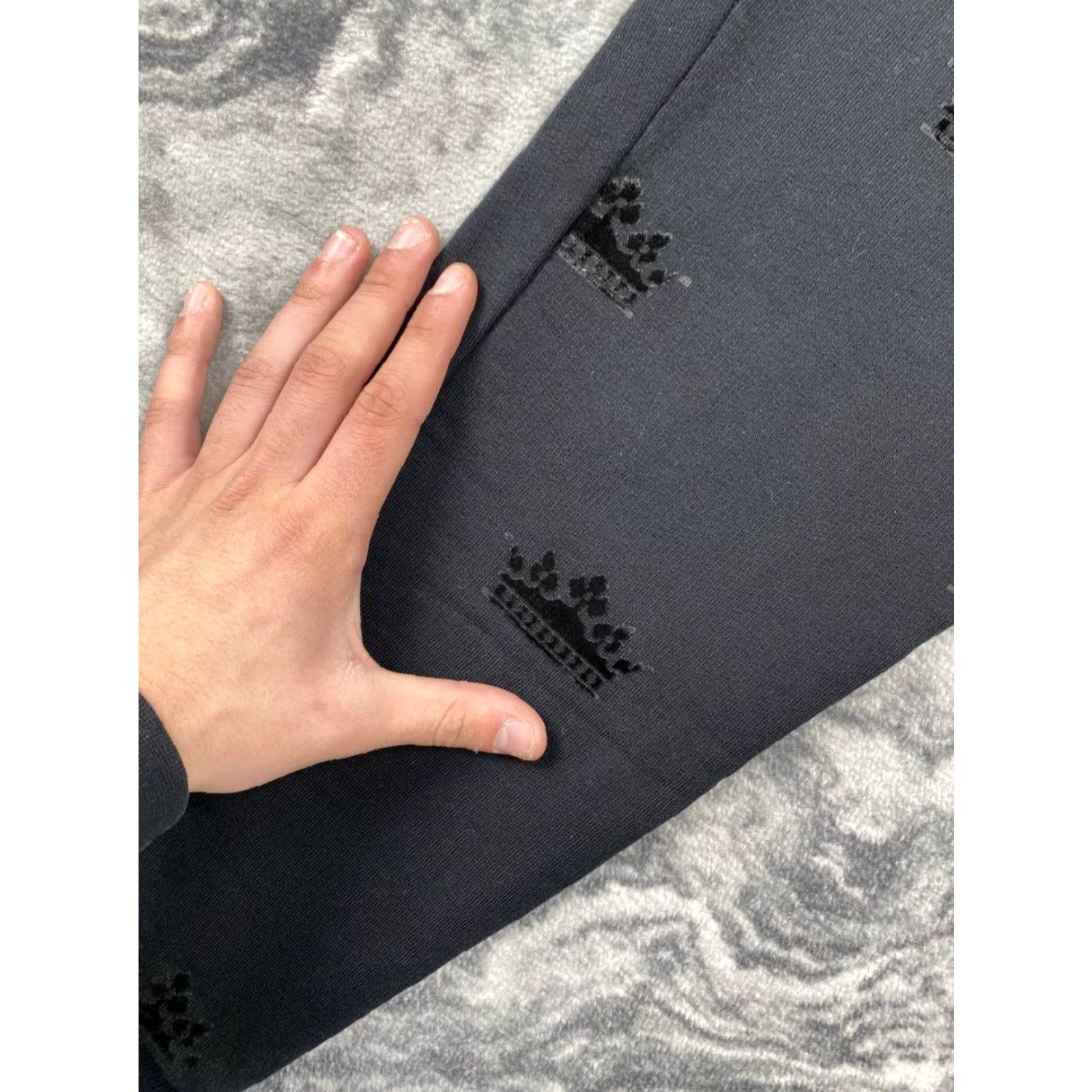 Dolce & Gabbana VINTAGE Dolce&Gabbana Crown Sweatpants Monogram Logo Men Size 48 Black Size US 32 / EU 48 - 6 Thumbnail