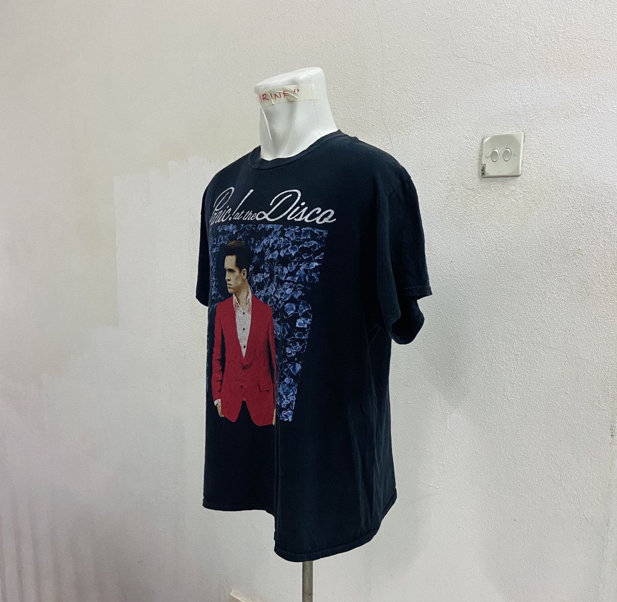 Band Tees PANIC AT THE DISCO TEE Size US M / EU 48-50 / 2 - 5 Thumbnail