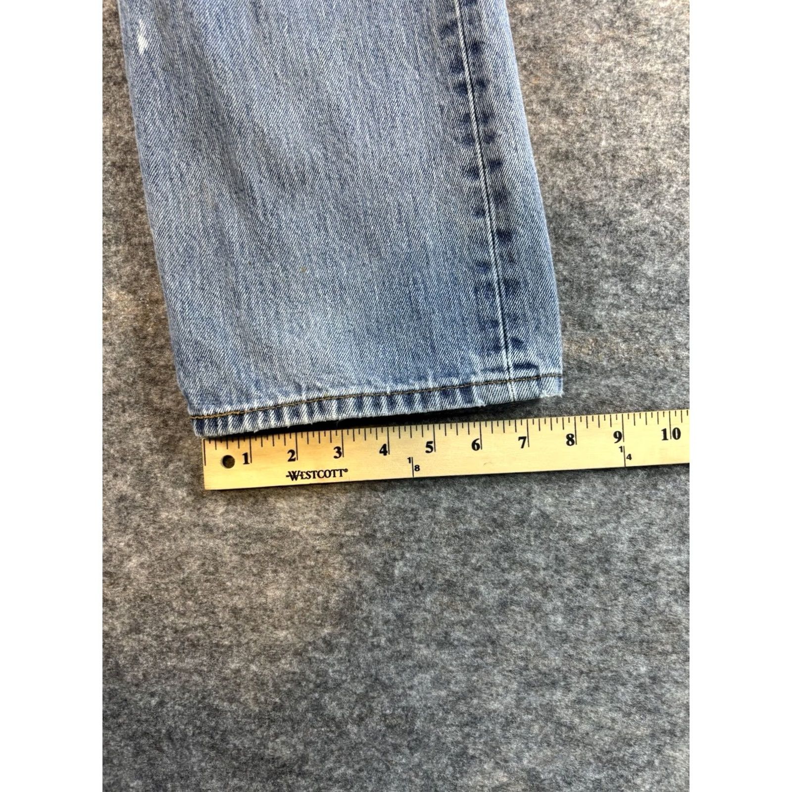 Levi's VINTAGE Levi's 501 Jeans Mens Blue Distressed Straight Leg 36x32 Denim Cotton Regular 5-Pocket USA Logo Button Mesurements: Inseam 32" Size US 36 / EU 52 - 4 Thumbnail