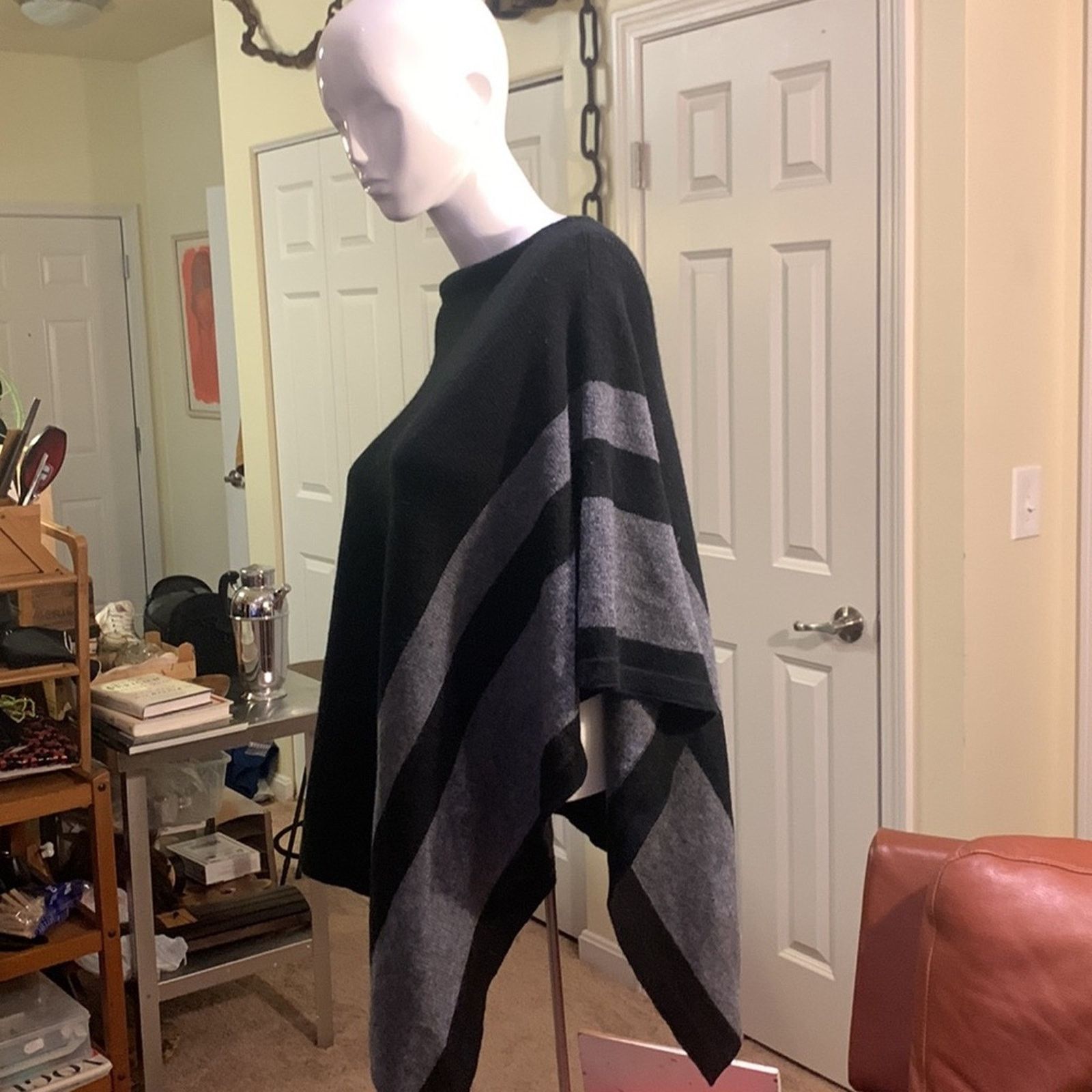 Vintage Cashmere blend poncho shawl black & gray striped Size ONE SIZE - 2 Thumbnail