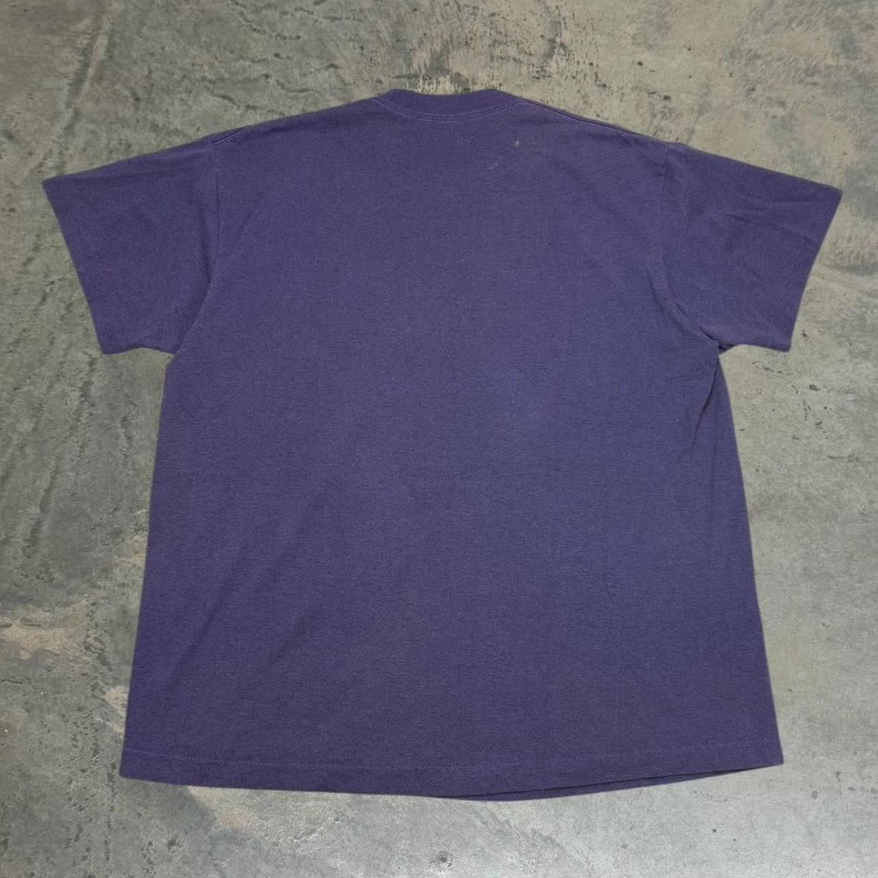 Vintage Vintage 90s Faded Purple Blank T-Shirt Size US L / EU 52-54 / 3 - 4 Thumbnail