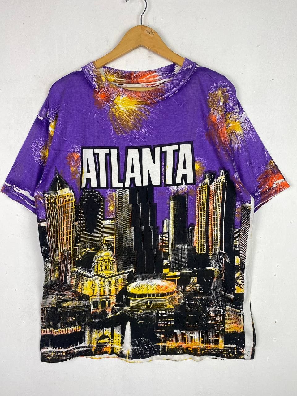 Vintage vintage atlanta all over print tee nice design Size US L / EU 52-54 / 3 - 1 Thumbnail