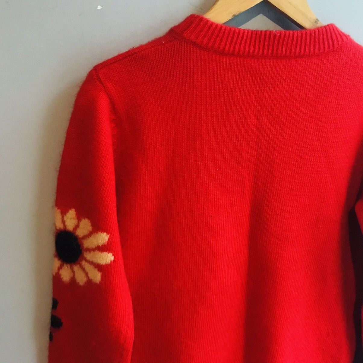 Vintage Japanese Fuzzy Flower Knitted Sweater Size M / US 6-8 / IT 42-44 - 8 Thumbnail
