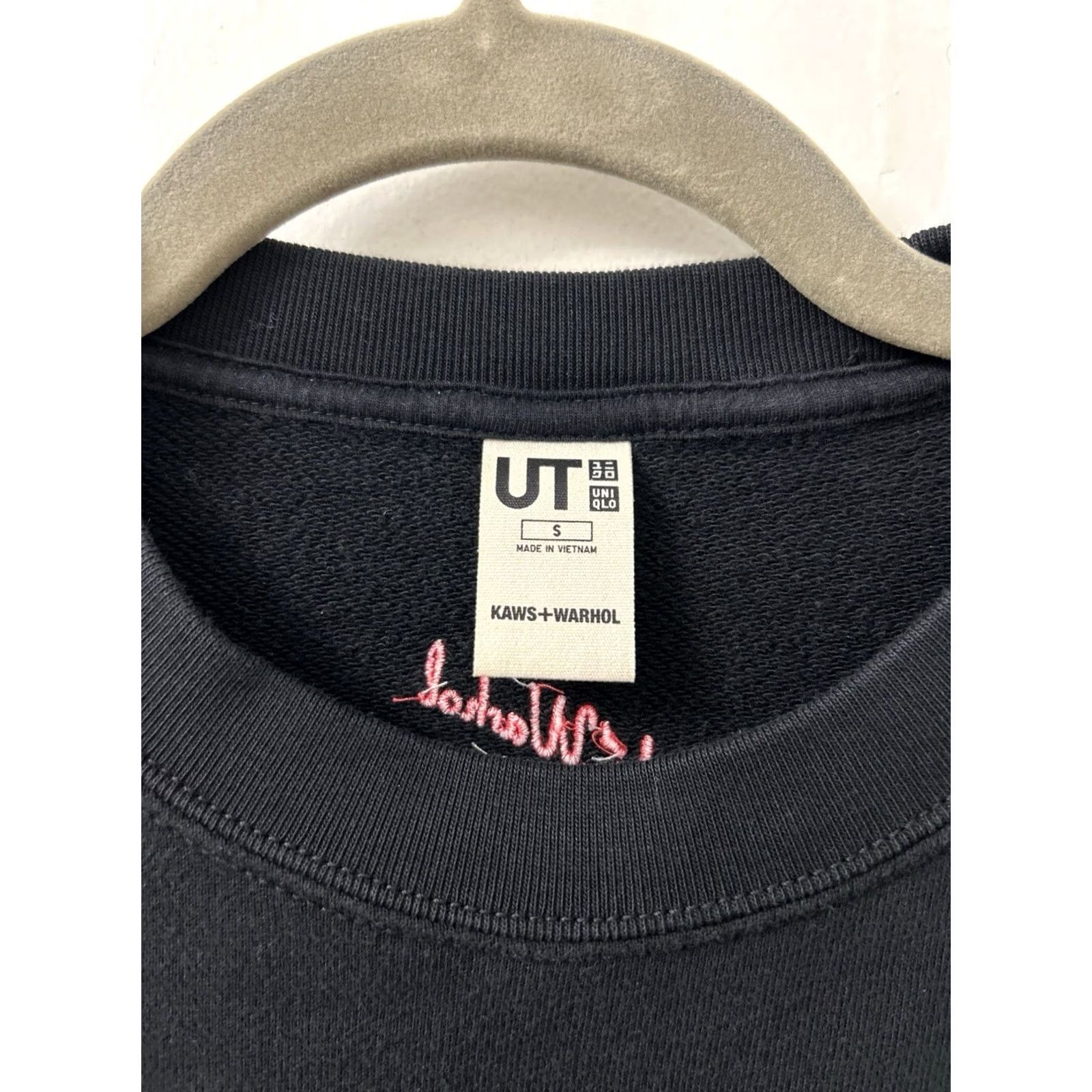 Uniqlo Uniqlo Sweatshirt KAWS x Andy Warhol Crewneck Mens Small Black Pullover Long Sleeve Graphic Print Size US S / EU 44-46 / 1 - 6 Thumbnail