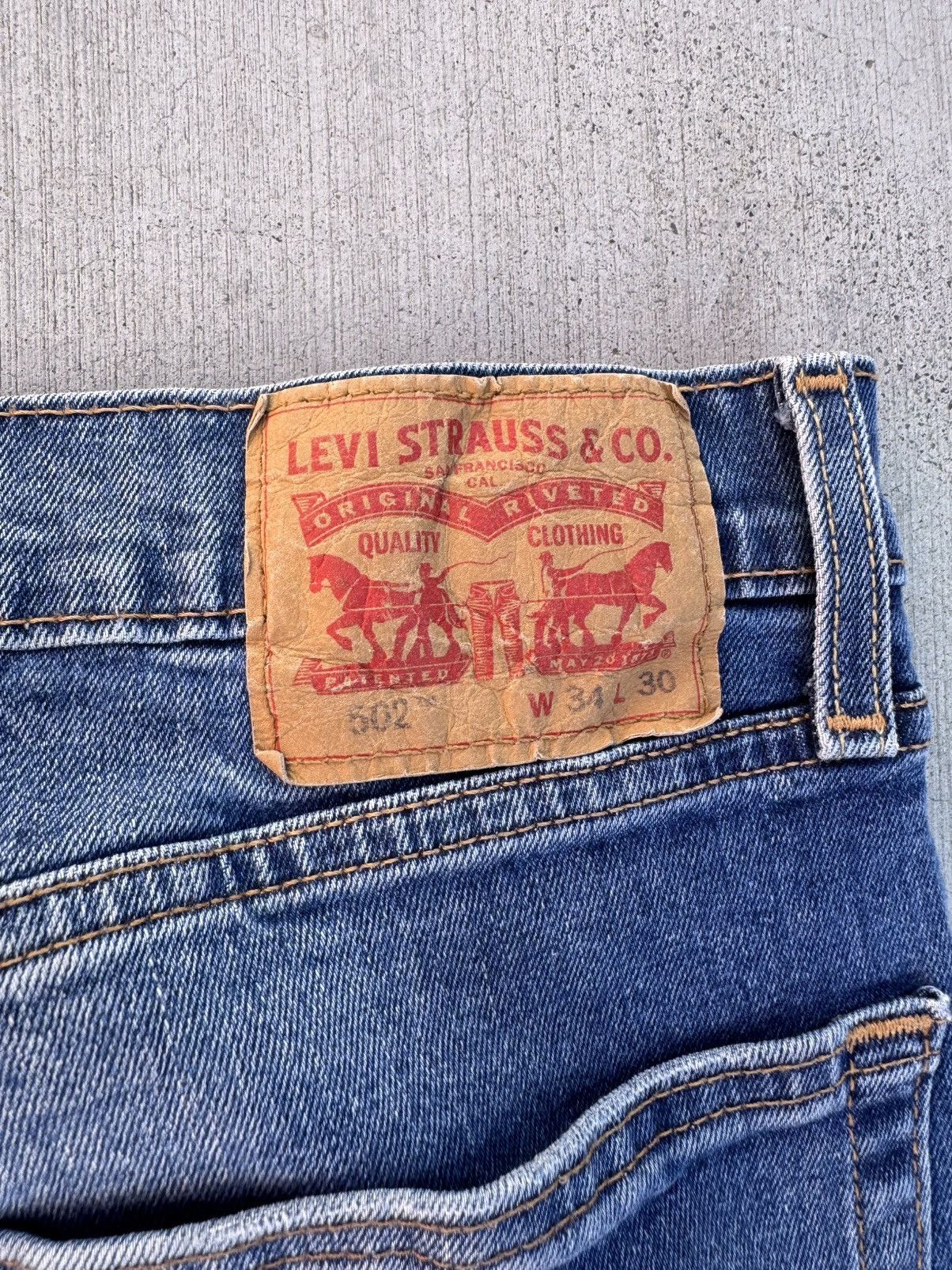 Levi's LEVI’S BLUE DENIM JEANS 502 WATERLESS SIZE 34 x 30 Size US 34 / EU 50 - 5 Thumbnail