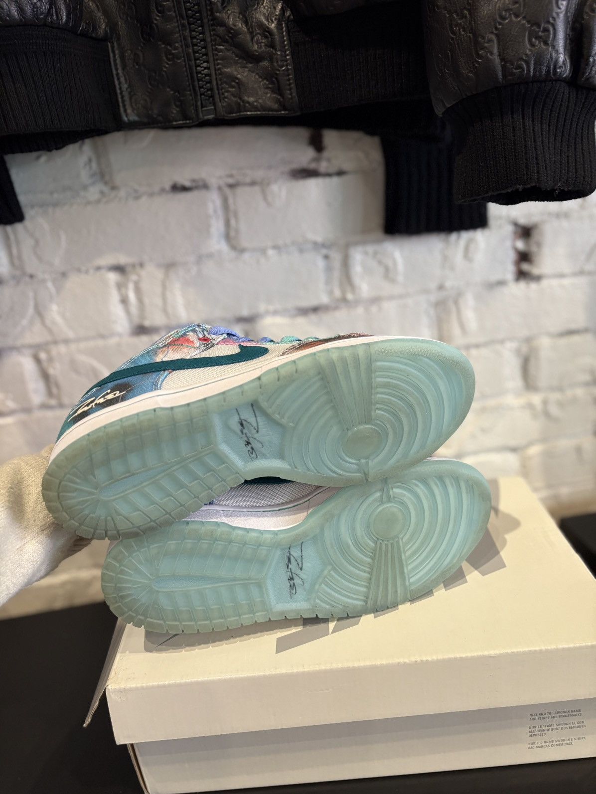 Nike SB SB Dunk Low Futura Laboratories Bleached Aqua CleanOG Size 7 Size US 7 / EU 40 - 4 Thumbnail