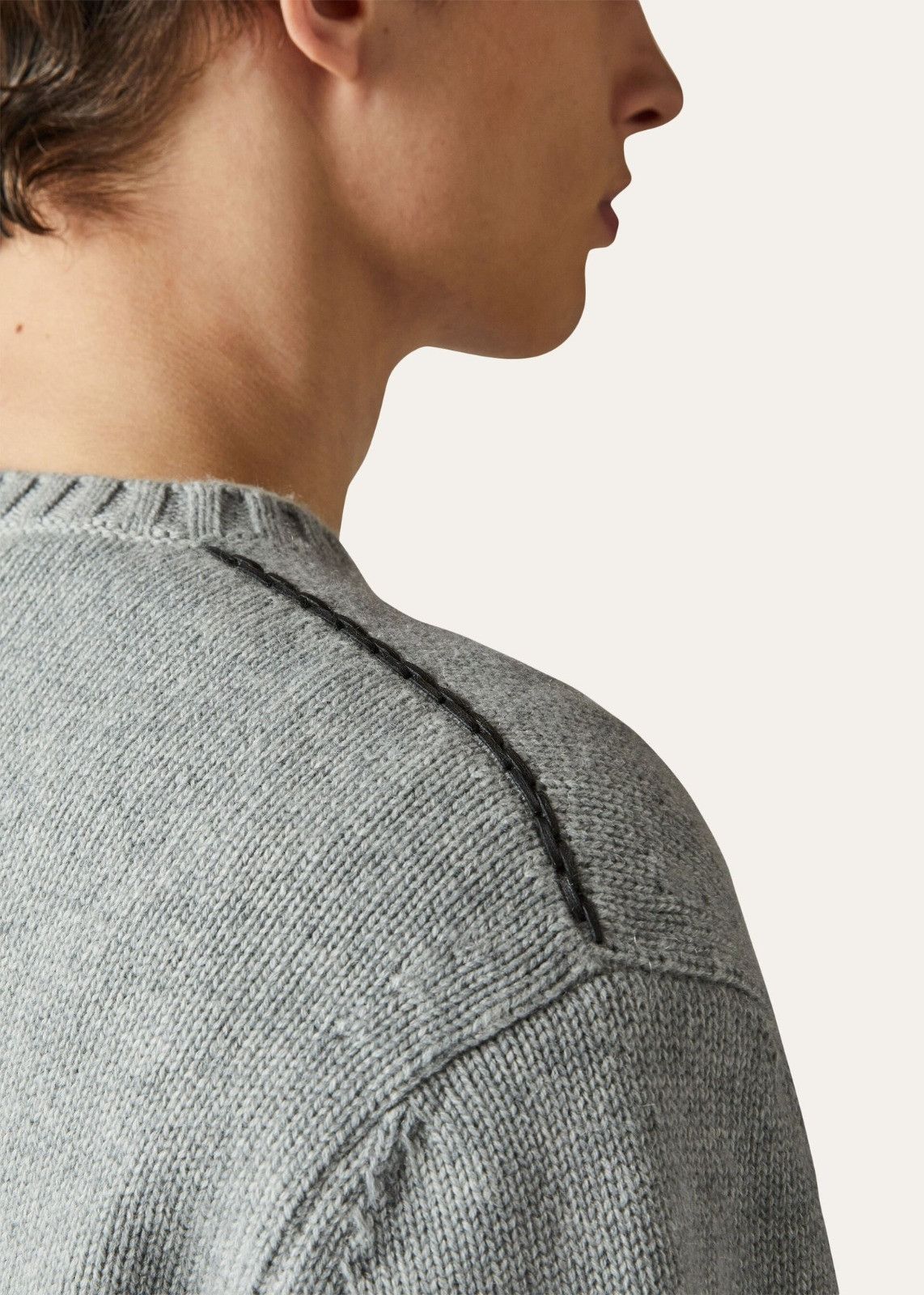 Loro Piana o1srvl11e1024 Girocollo Pearse Cashmere Sweater in Grey Size US XL / EU 56 / 4 - 3 Thumbnail