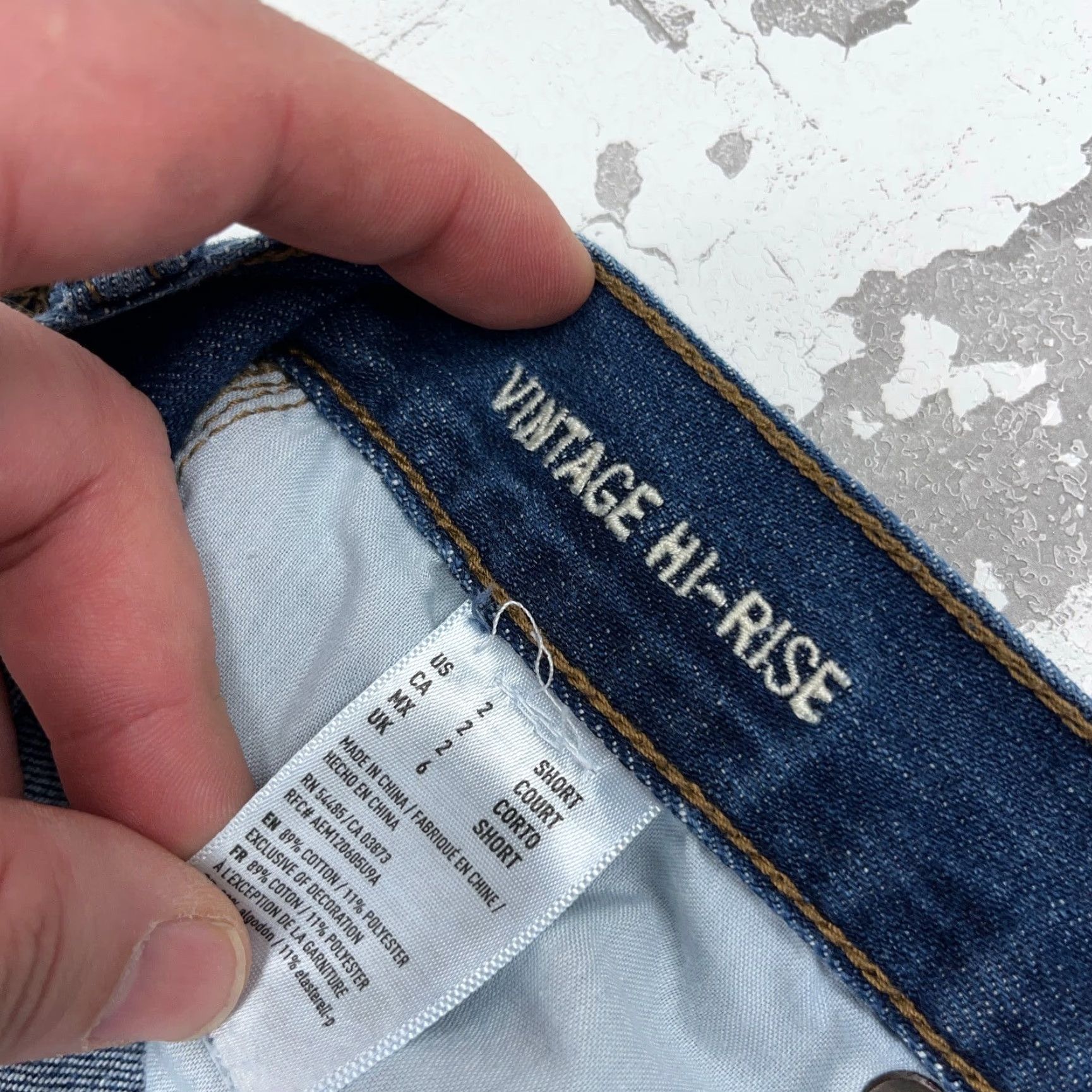 American Eagle Outfitters American Eagle Outfitters Jeans Women 2 High Rise Button Fly Ripped Holes N/A Size 26" / US 2 / IT 38 - 4 Thumbnail