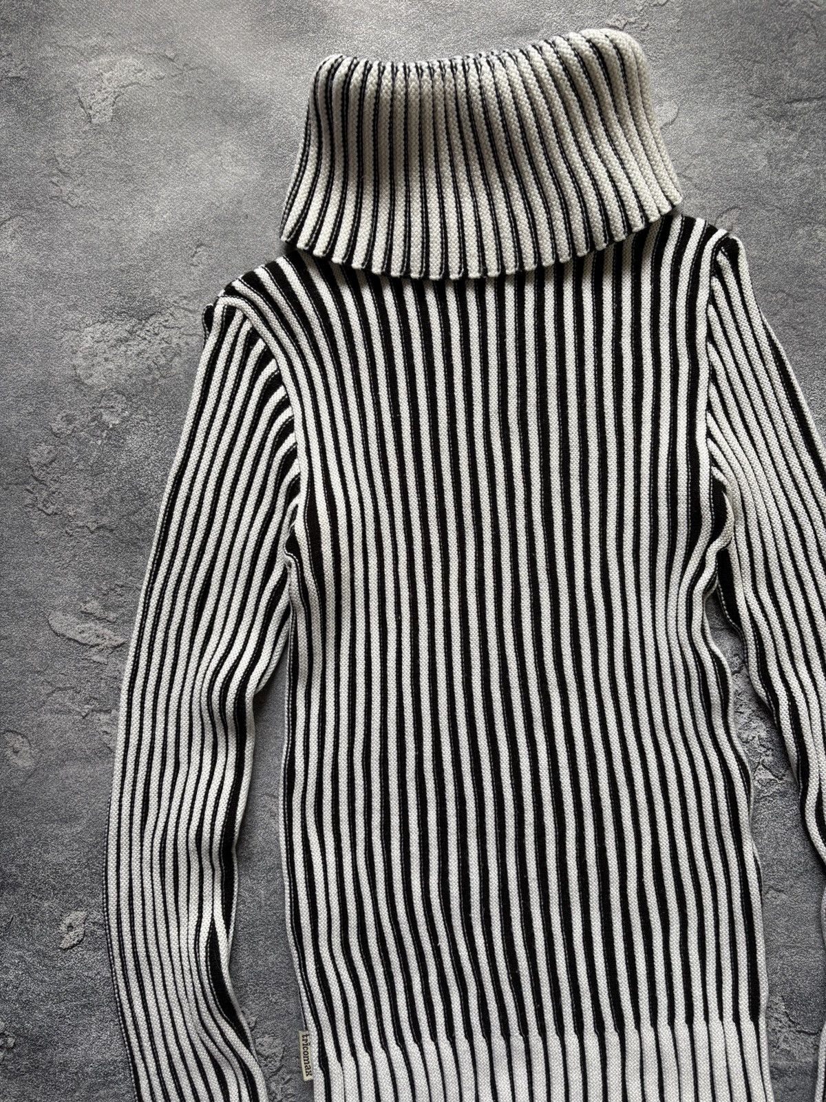 Dolce & Gabbana Vintage Dolce&Gabbana Style Avant Garde Turtleneck Sweater Size M / US 6-8 / IT 42-44 - 5 Thumbnail