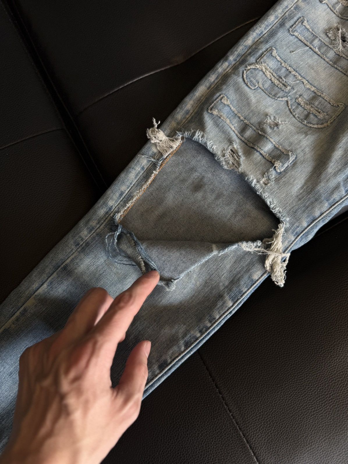 Amiri Amiri Distressed Blue Jeans Size 32 Size US 32 / EU 48 - 7 Thumbnail