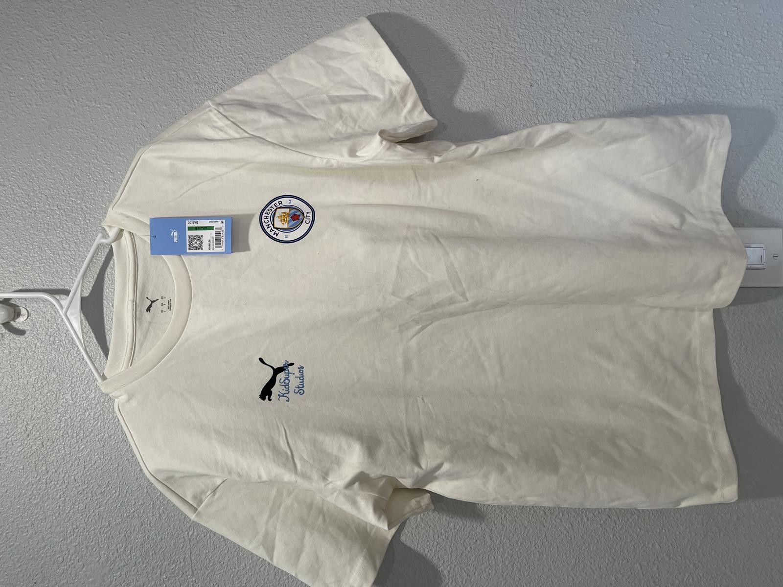 Puma Puma Manchester City White Graphic T-Shirt Size L Size US L / EU 52-54 / 3 - 1 Thumbnail