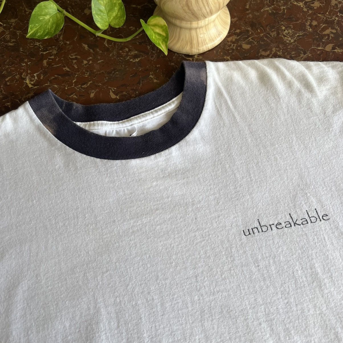 Vintage VTG 2000 Y2K Unbreakable Movie Tee Shirt Glass Sixth Sense Size US L / EU 52-54 / 3 - 2 Thumbnail